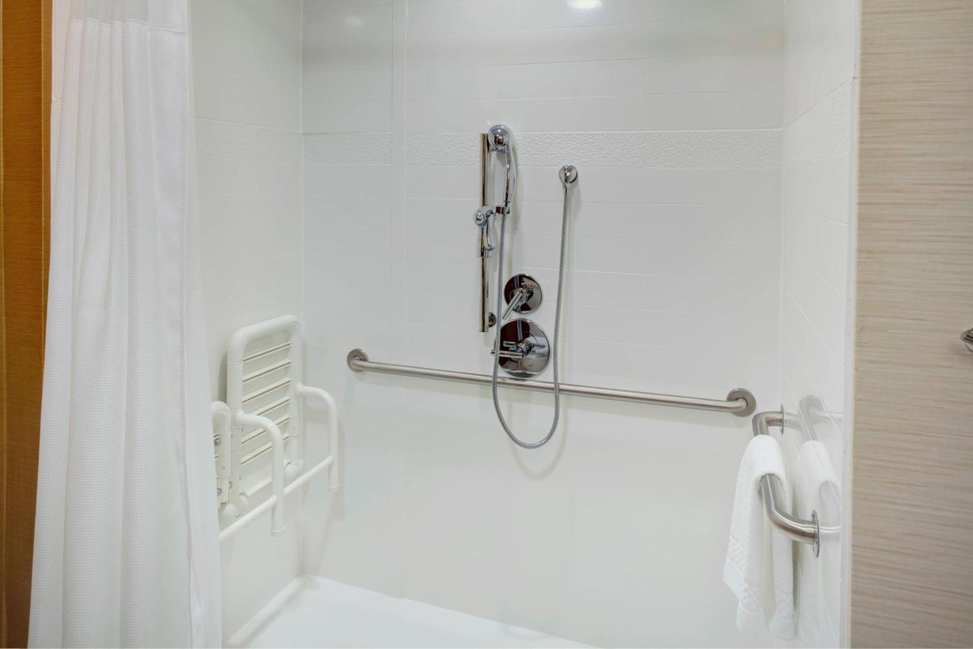 King Room - Hearing Accessible
