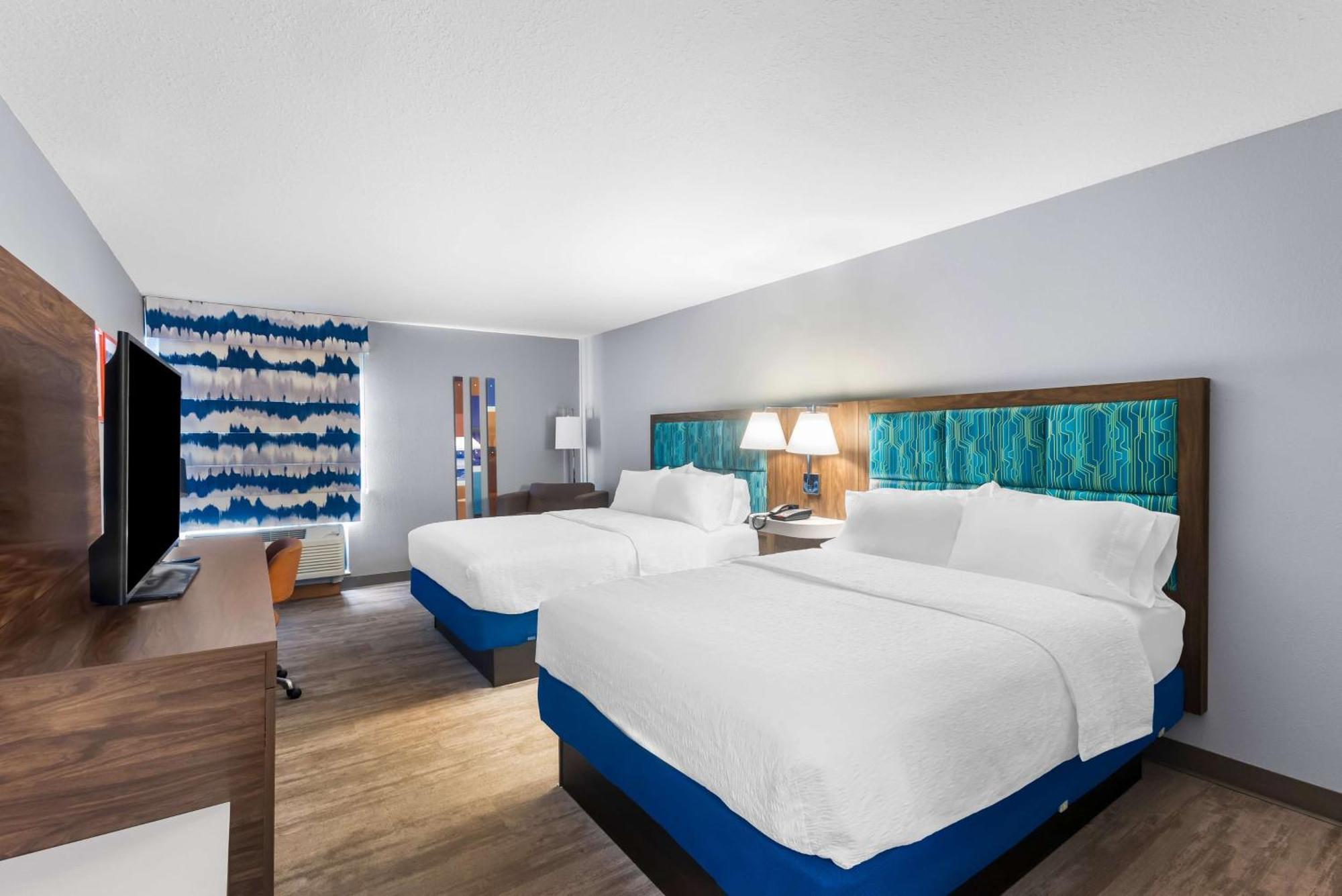 Double Room with Two Double Beds - Non-Smoking