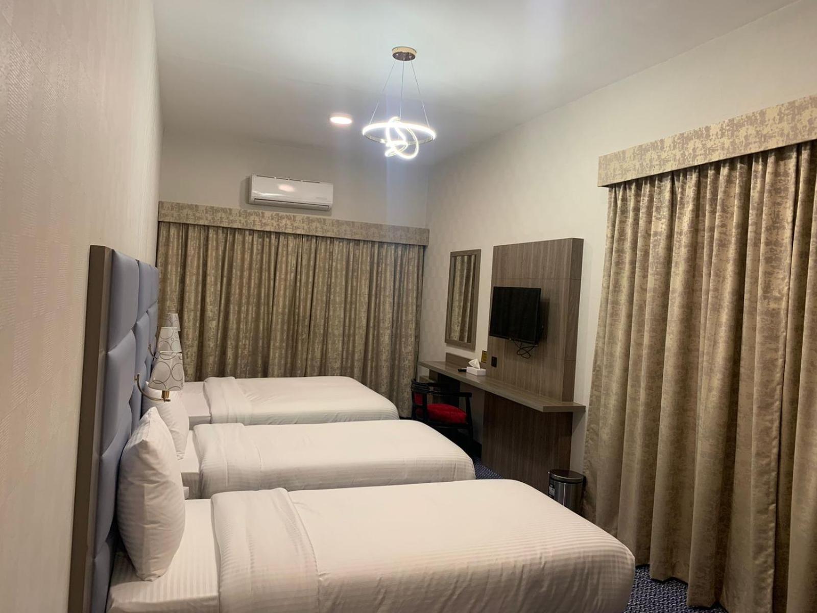 Quarto Familiar Standard