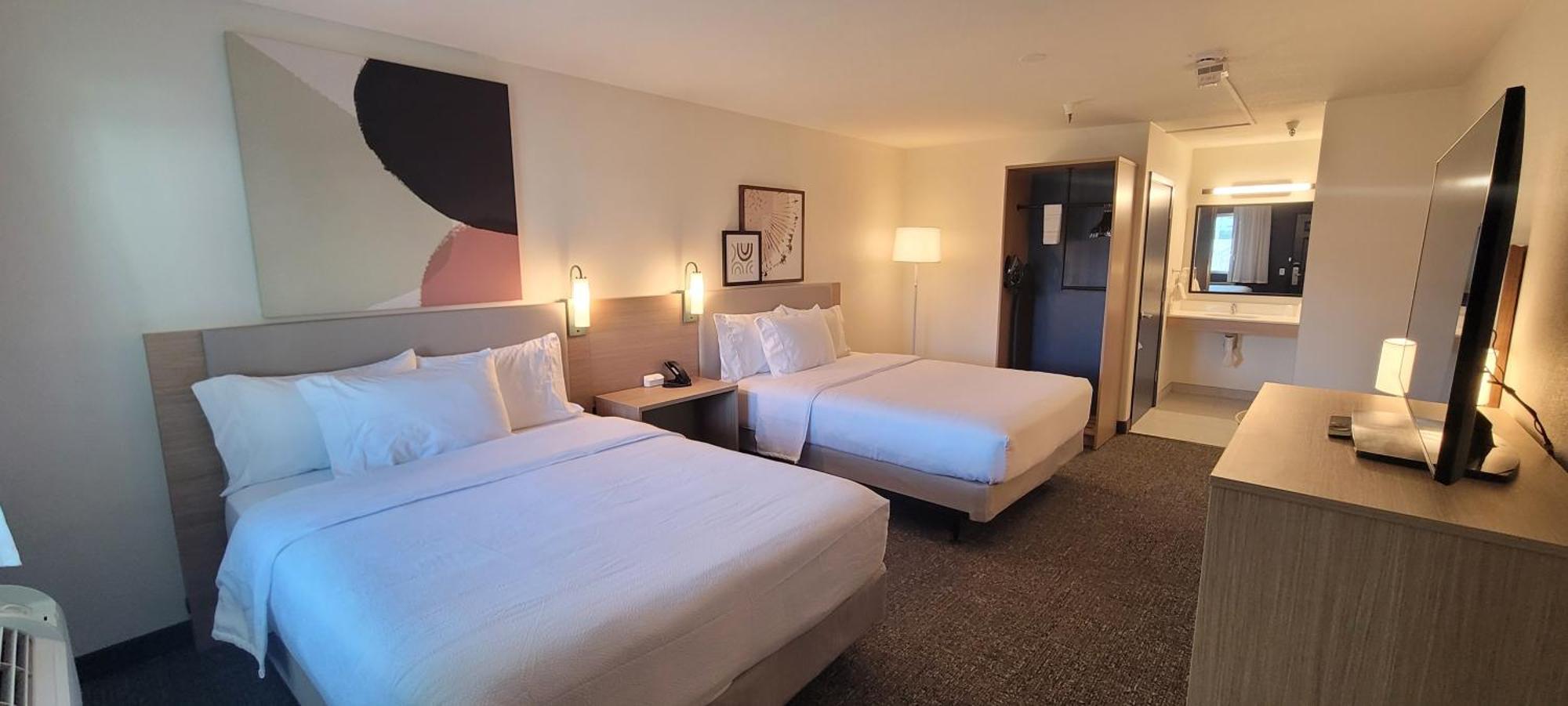 Queen Room with Two Queen Beds