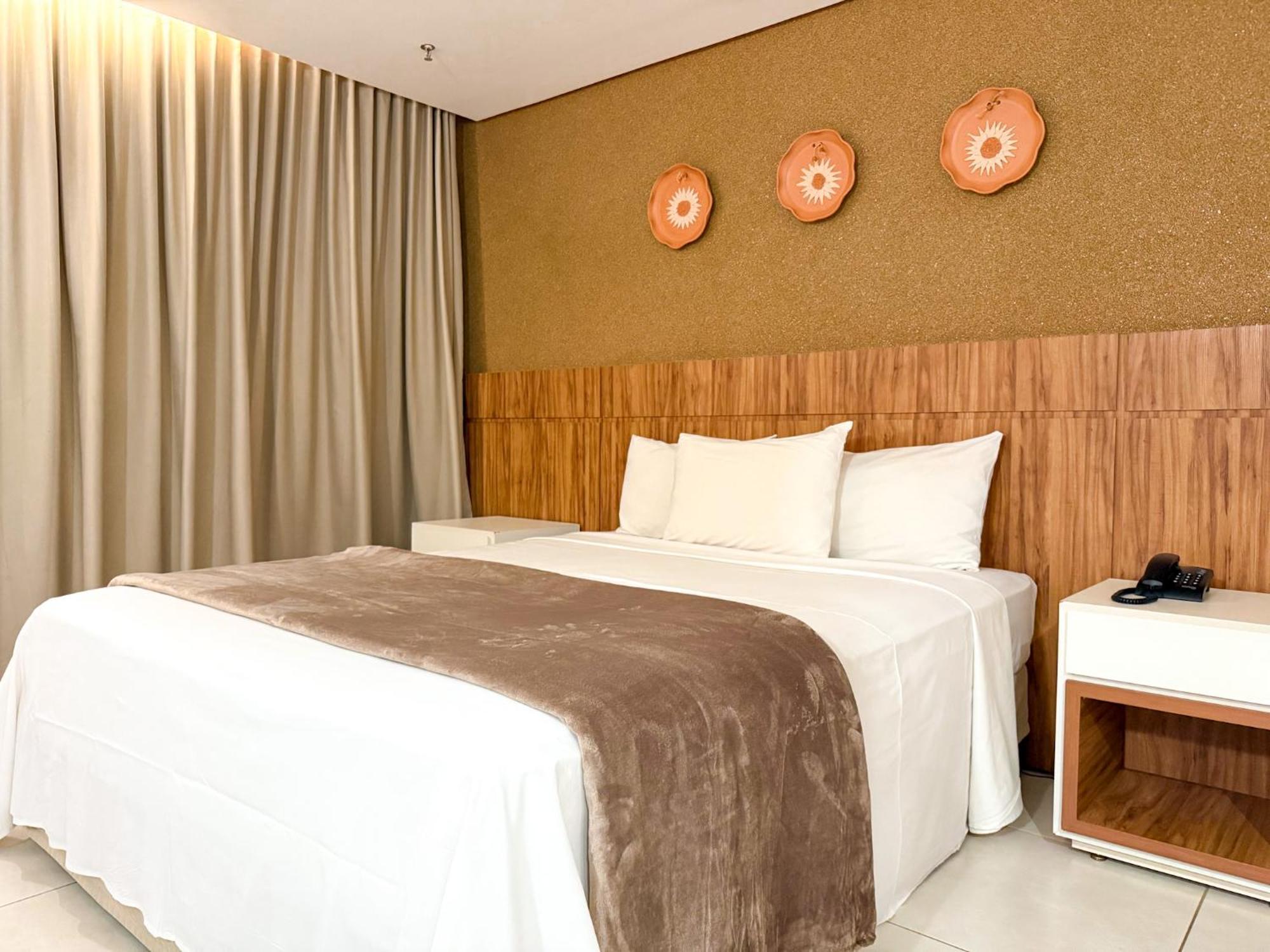 Quarto com Cama Queen-size