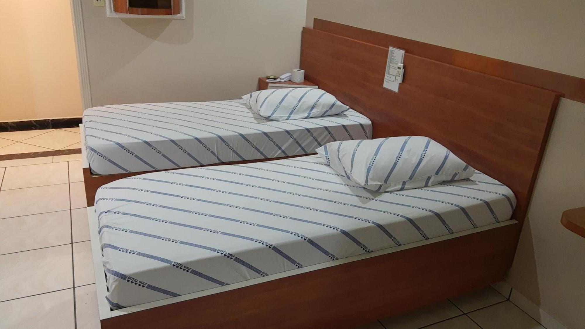 Quarto Duplo