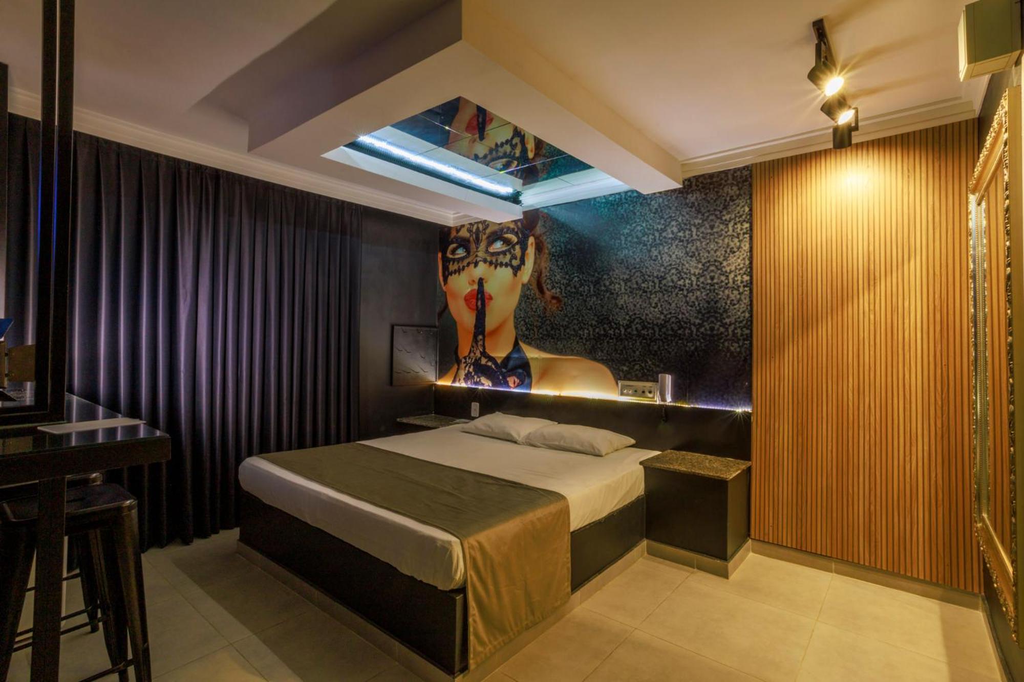 Quarto Duplo