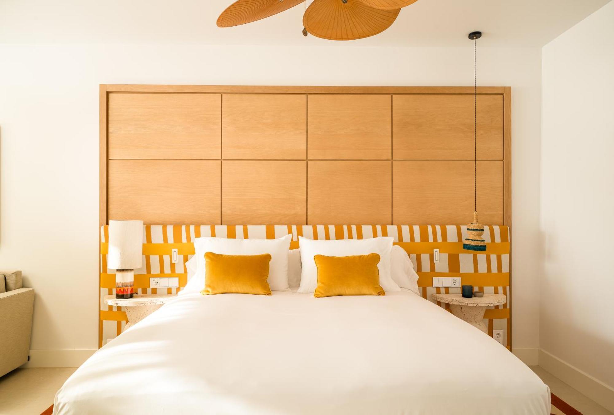 Suite Studio Lit King-Size avec Balcon et Canapé-lit - Accessible aux personnes à mobilité réduite