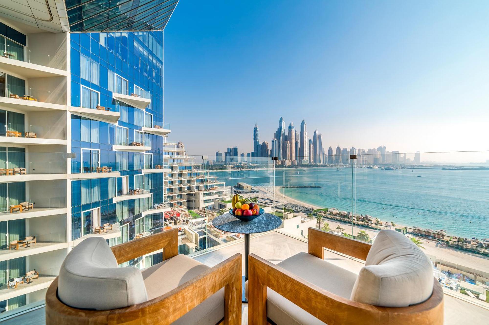 Quarto Luxo com Vista Mar e Jantar de Gala de Ano Novo