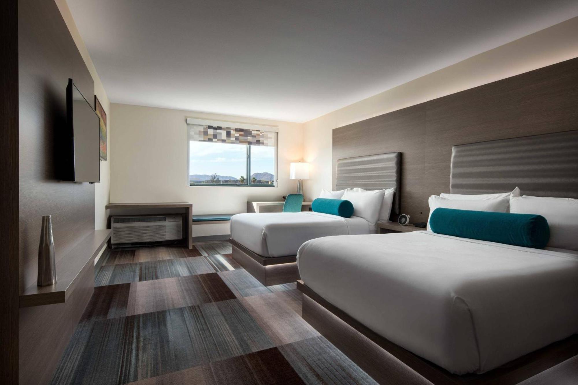 Splash Double Double, Guest room, 2 Double, Pool view
