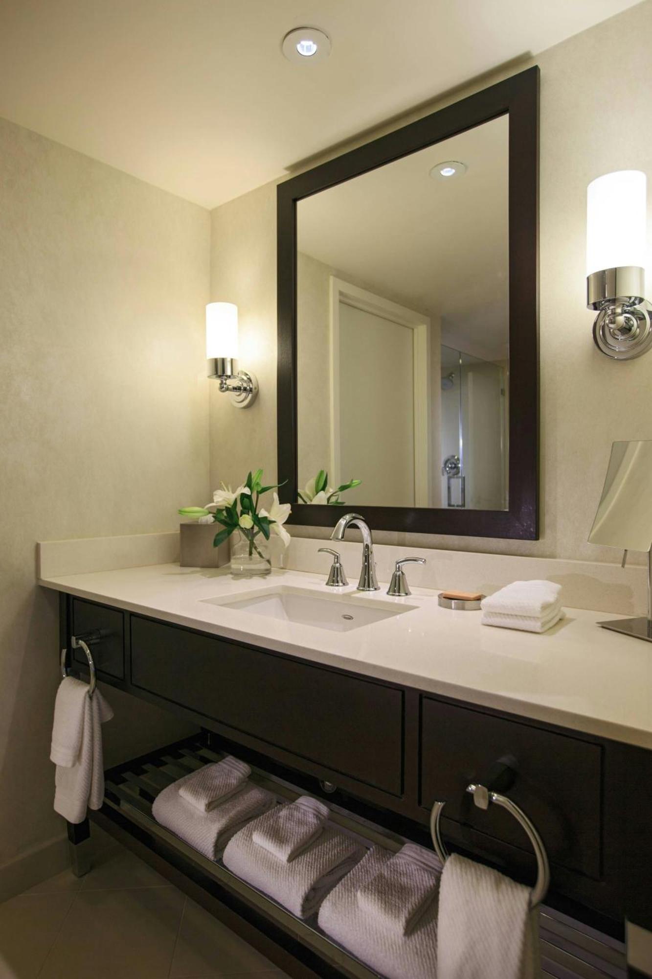 One King Suite