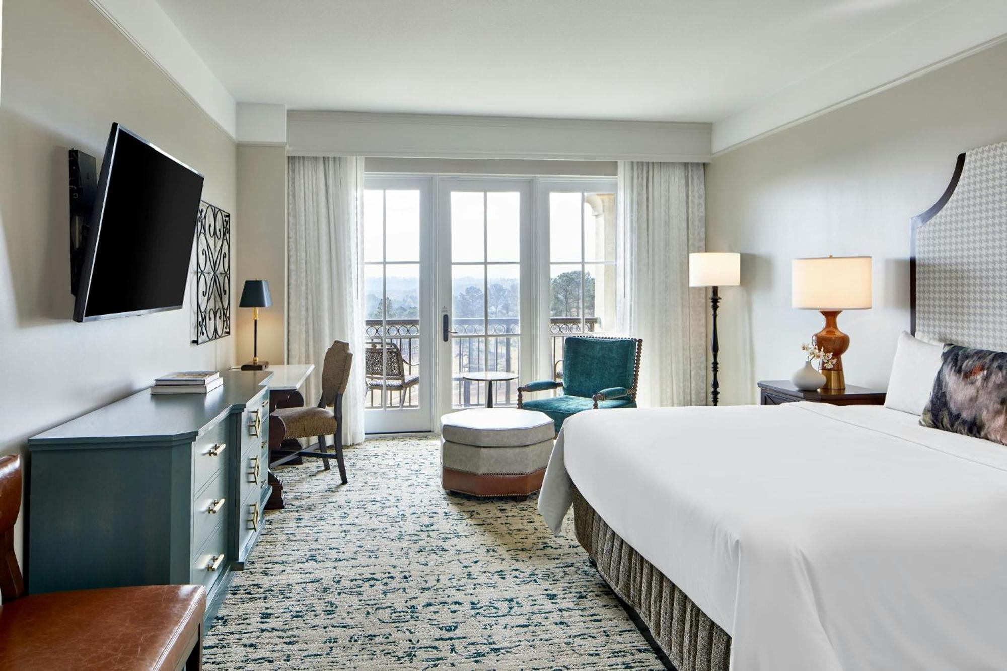 King or Queen Room with Pool View