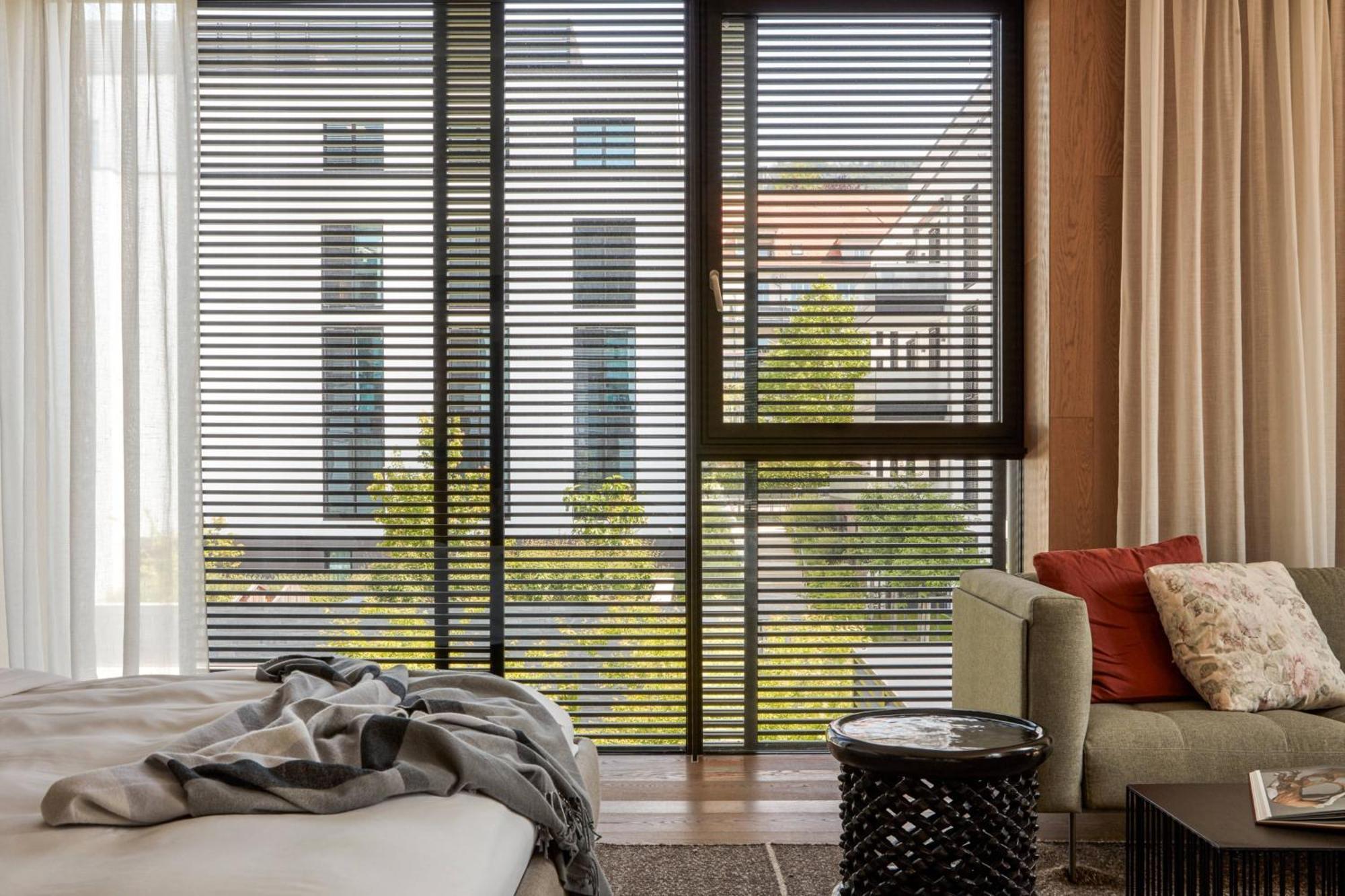 Superior Suite, 1 Bedroom Suite, 1 King, Corner room,1643186902:JPEG