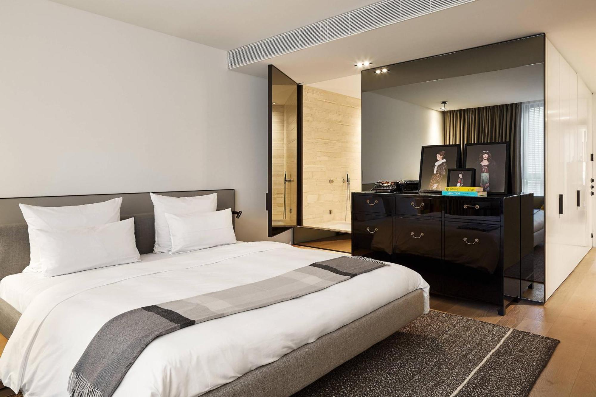 Deluxe Room, Guest room, 1 King,1643186926:JPEG