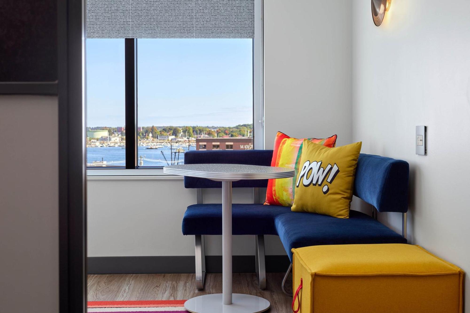 Queen Room with Two Queen Beds with Water View