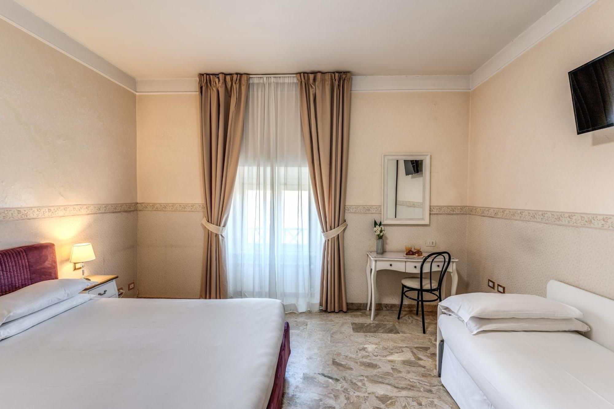 Classic Triple Room,1643756185:JPEG