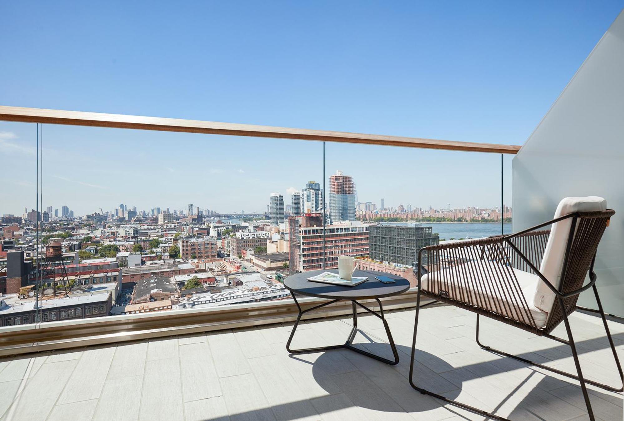 King One Bedroom Suite w Balcony,1731463905:JPEG