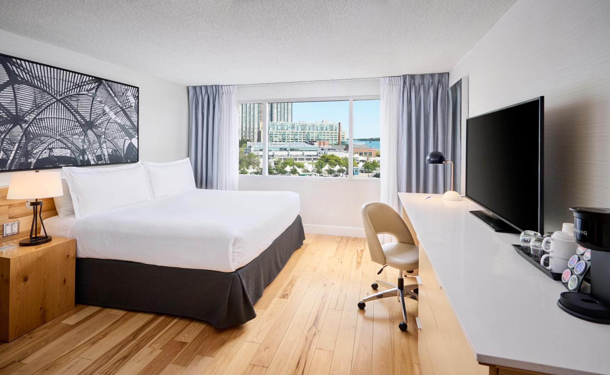 Zimmer mit Kingsize-Bett und Stadtblick – Nichtraucher