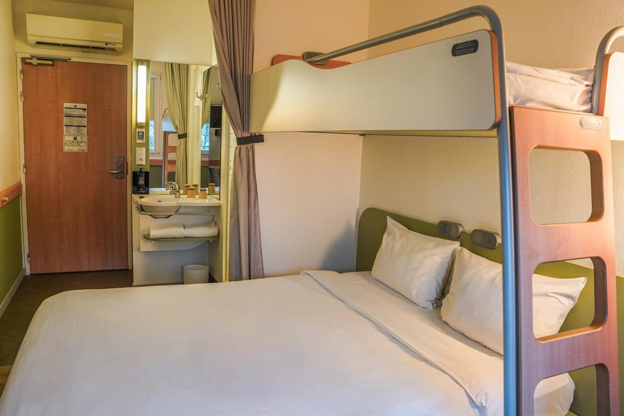 Chambre Double avec Lit Superposé
