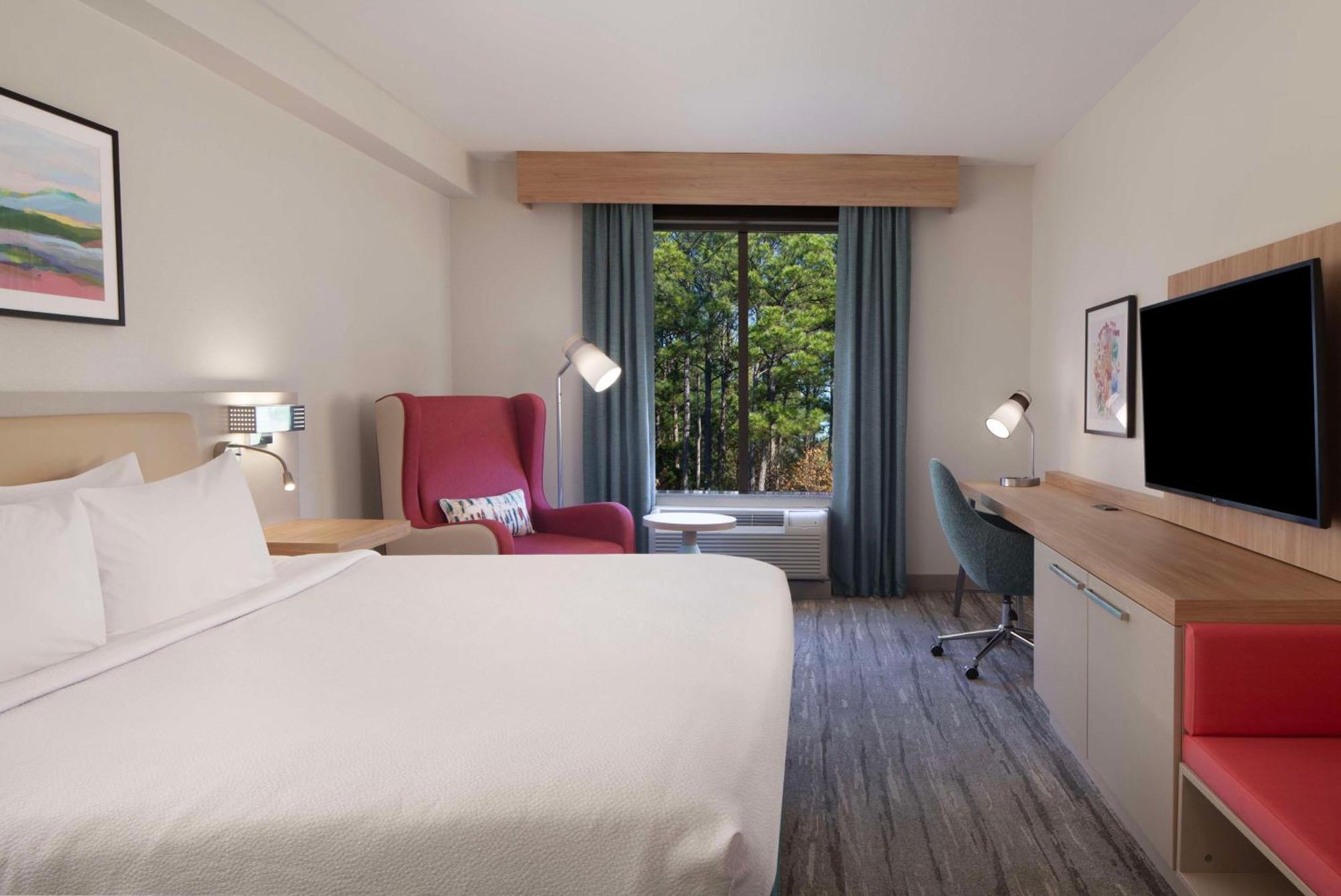 King Room,1649901173:JPEG