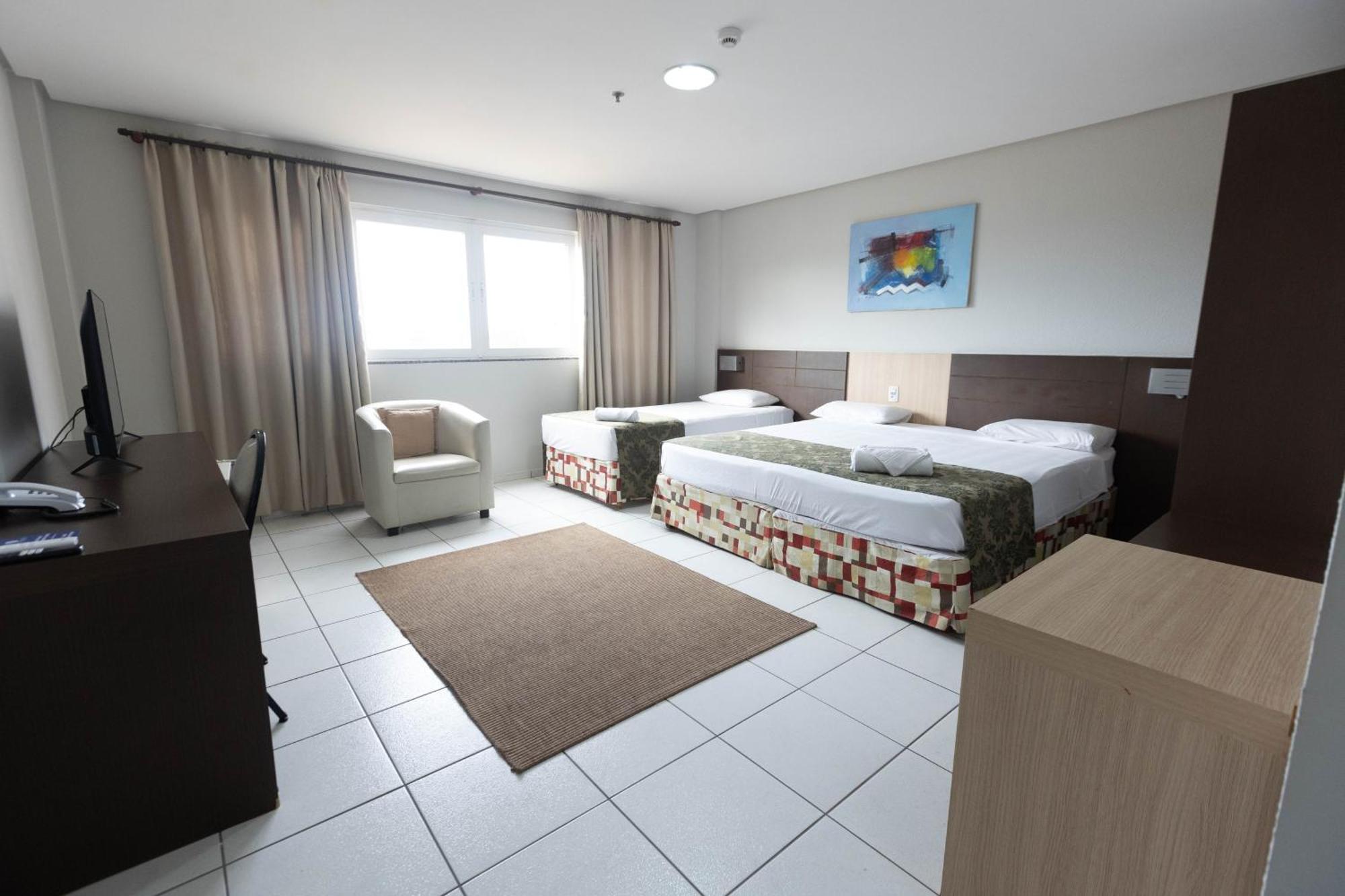 Luxo casal e 1 solteiro