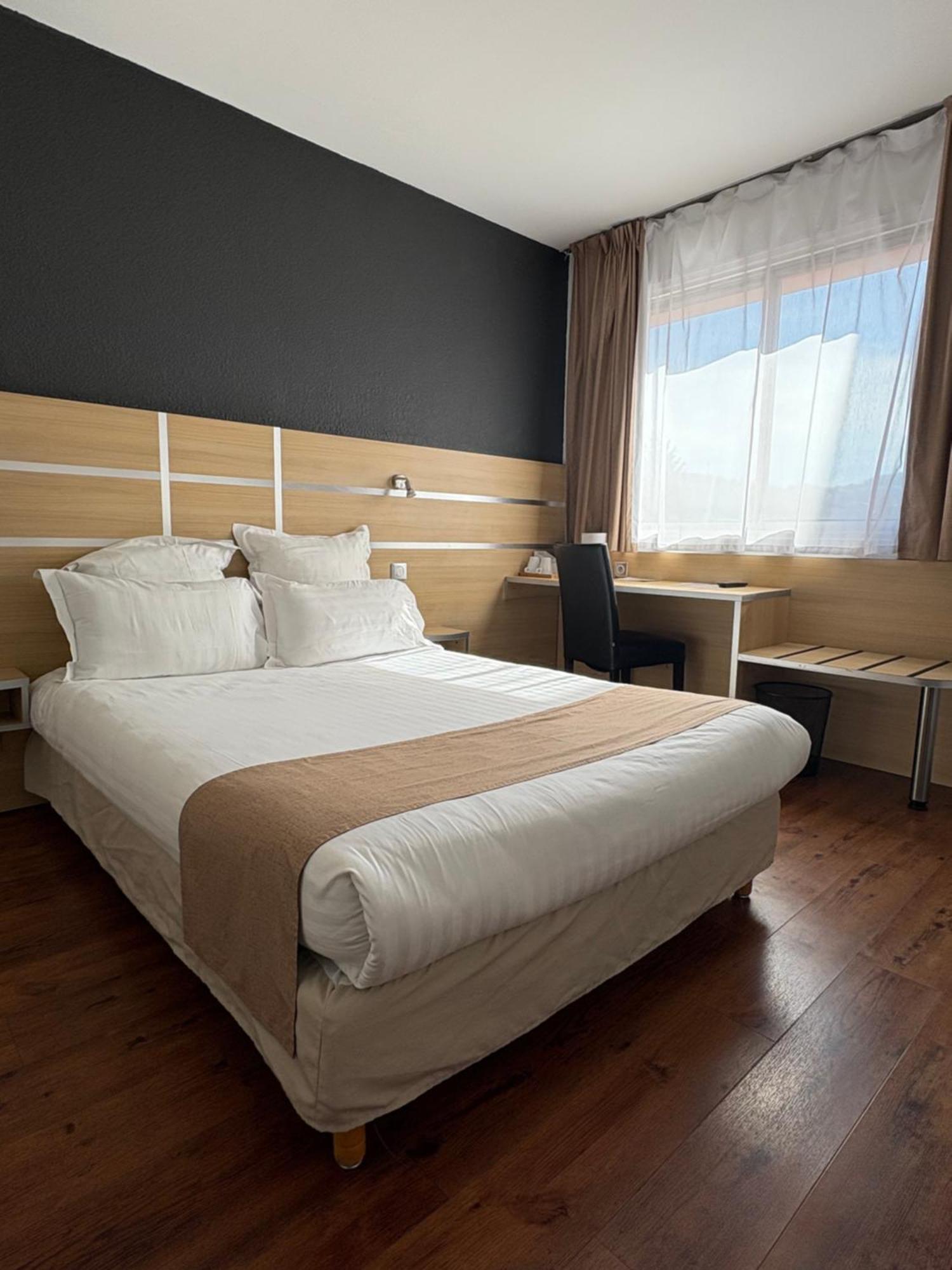 Chambre Lit Queen-Size