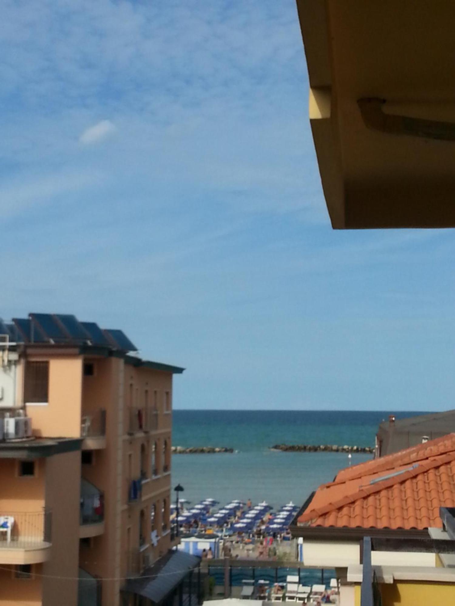 Camera Matrimoniale/Doppia con Letti Singoli con Vista Mare
