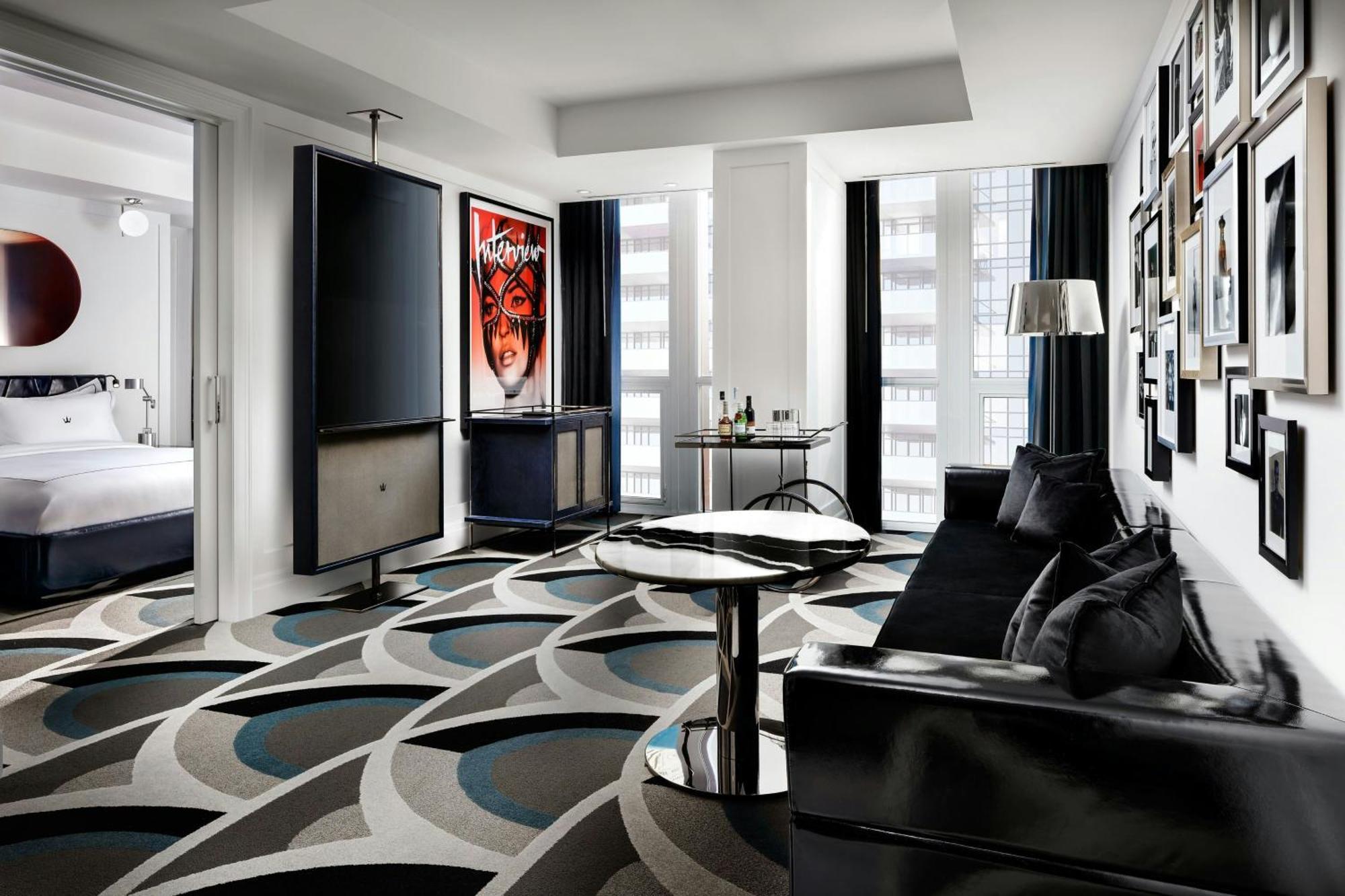 The Stella King Suite with City View