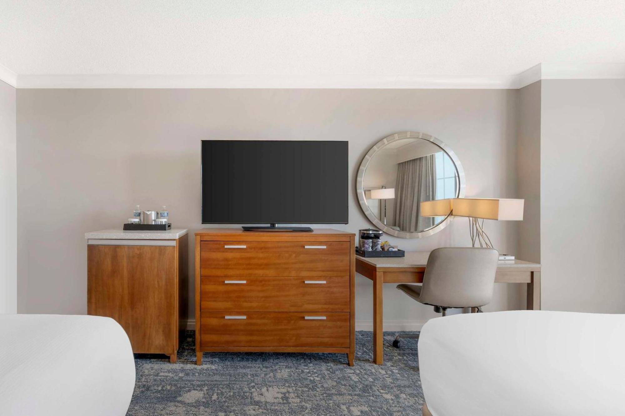 Superior Room with Two Double Beds, Balcony and Partial Ocean View,1653532899:JPEG