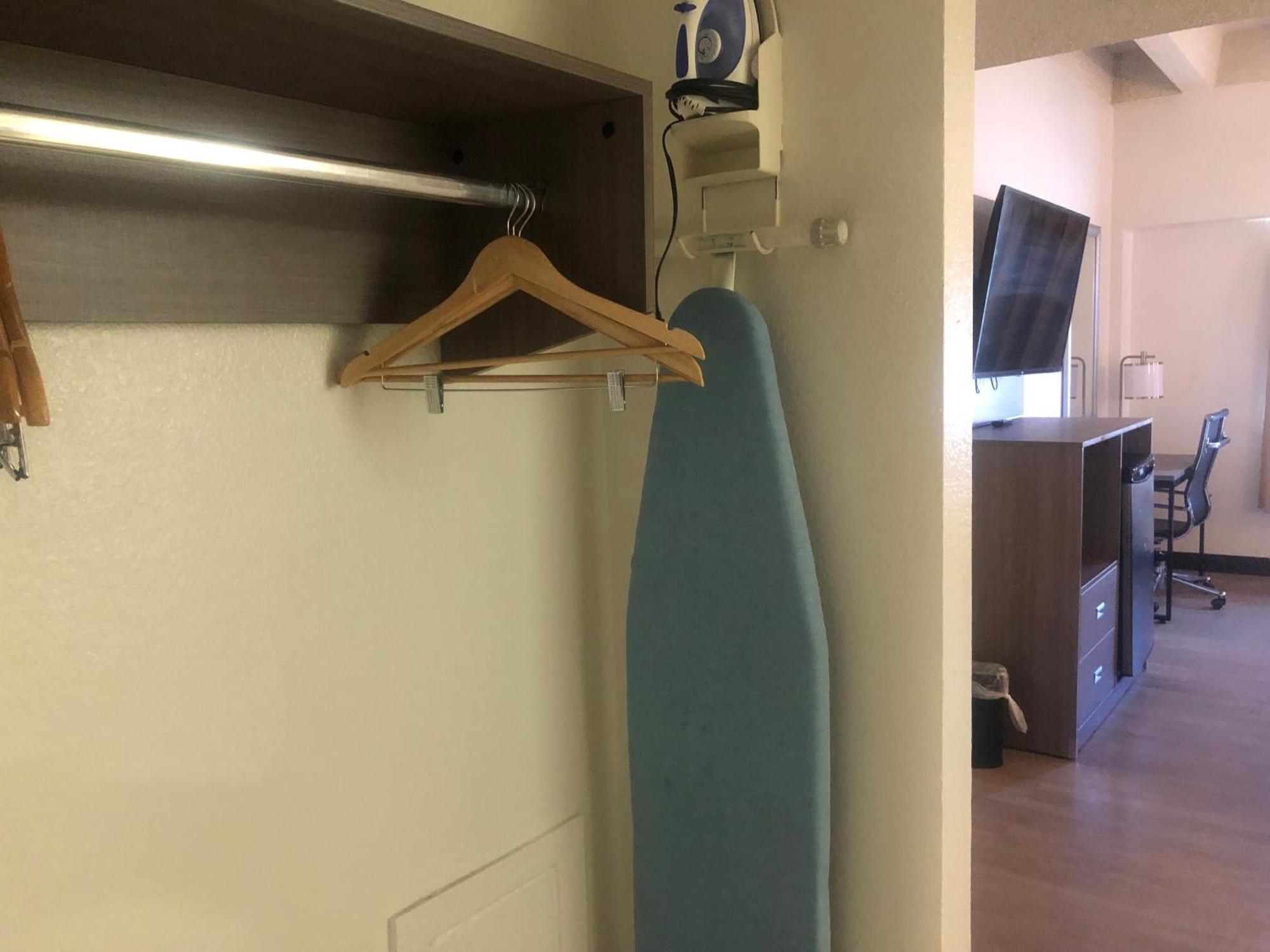 Double Room with Two Double Beds - Non-Smoking