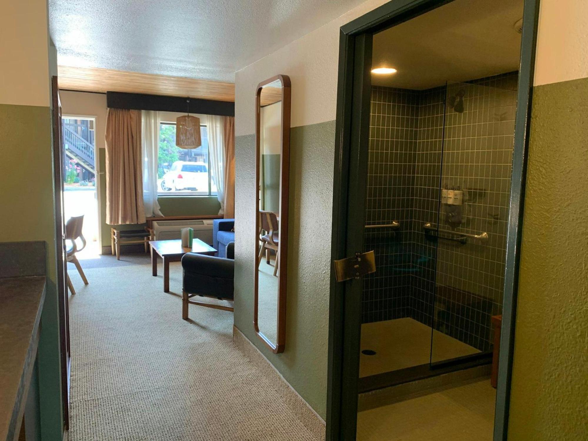 Jasper Suite
