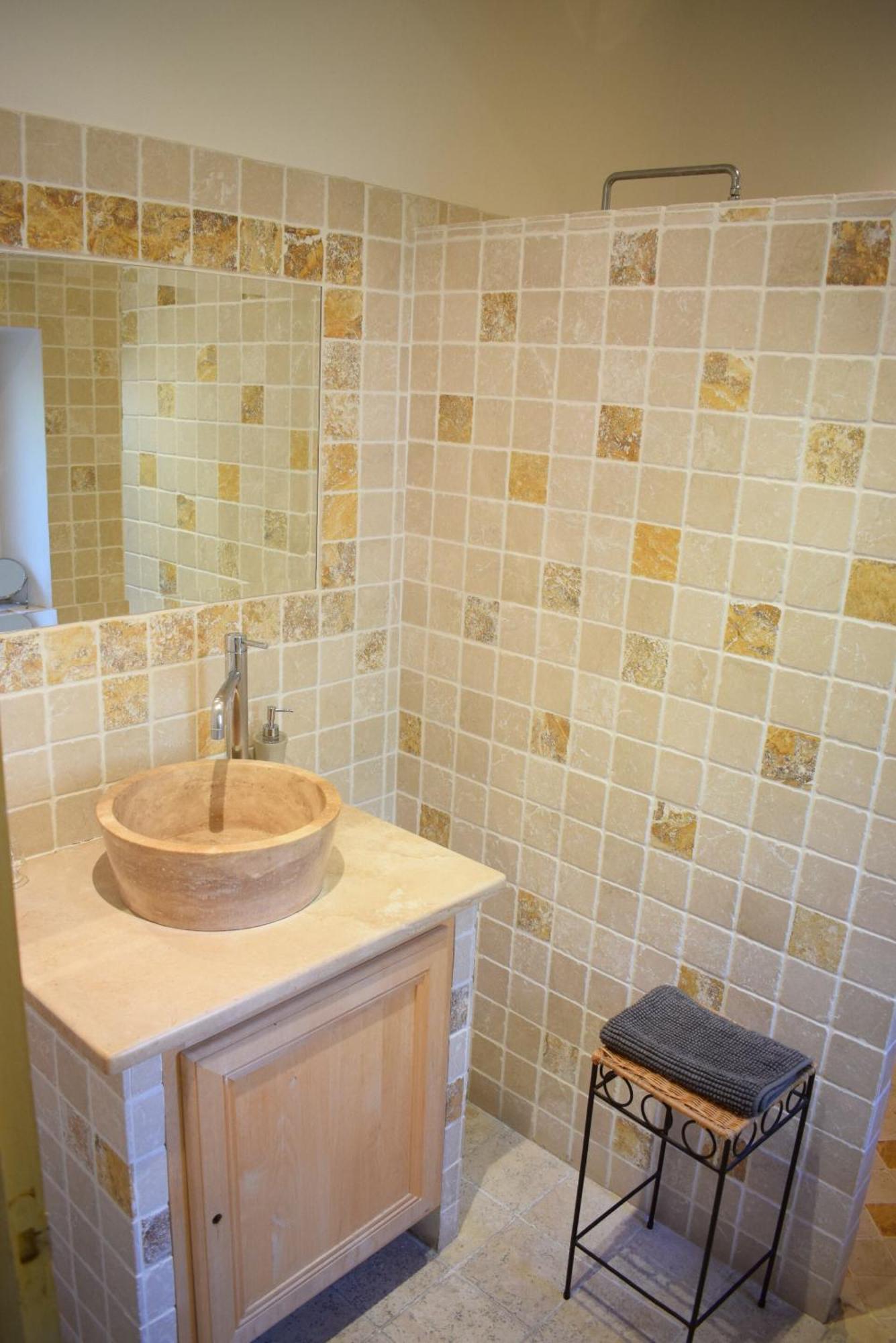 Chambre Triple avec Douche