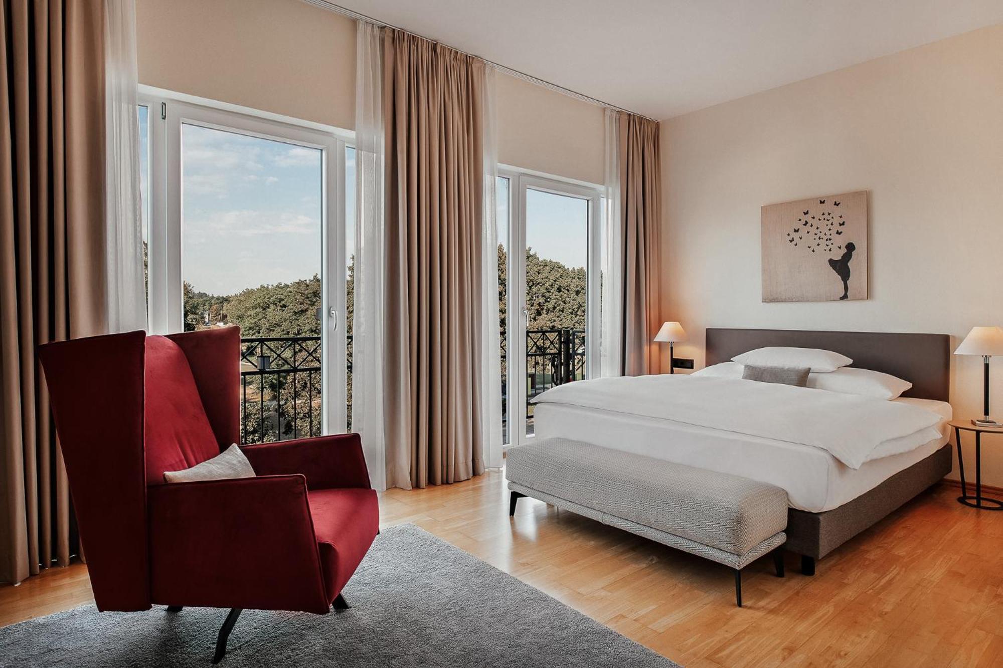 Superior Doppelzimmer mit Blick auf den Kurpark und Balkon