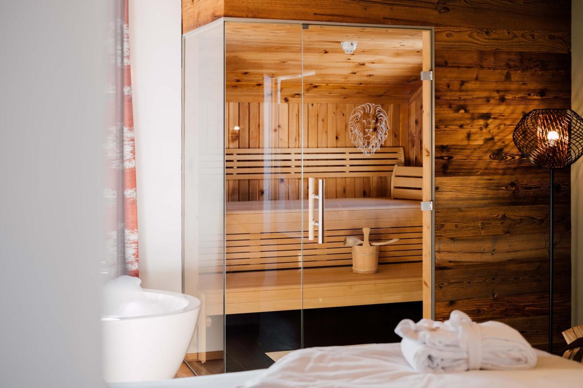 Suite Sauna,1656172226:JPEG