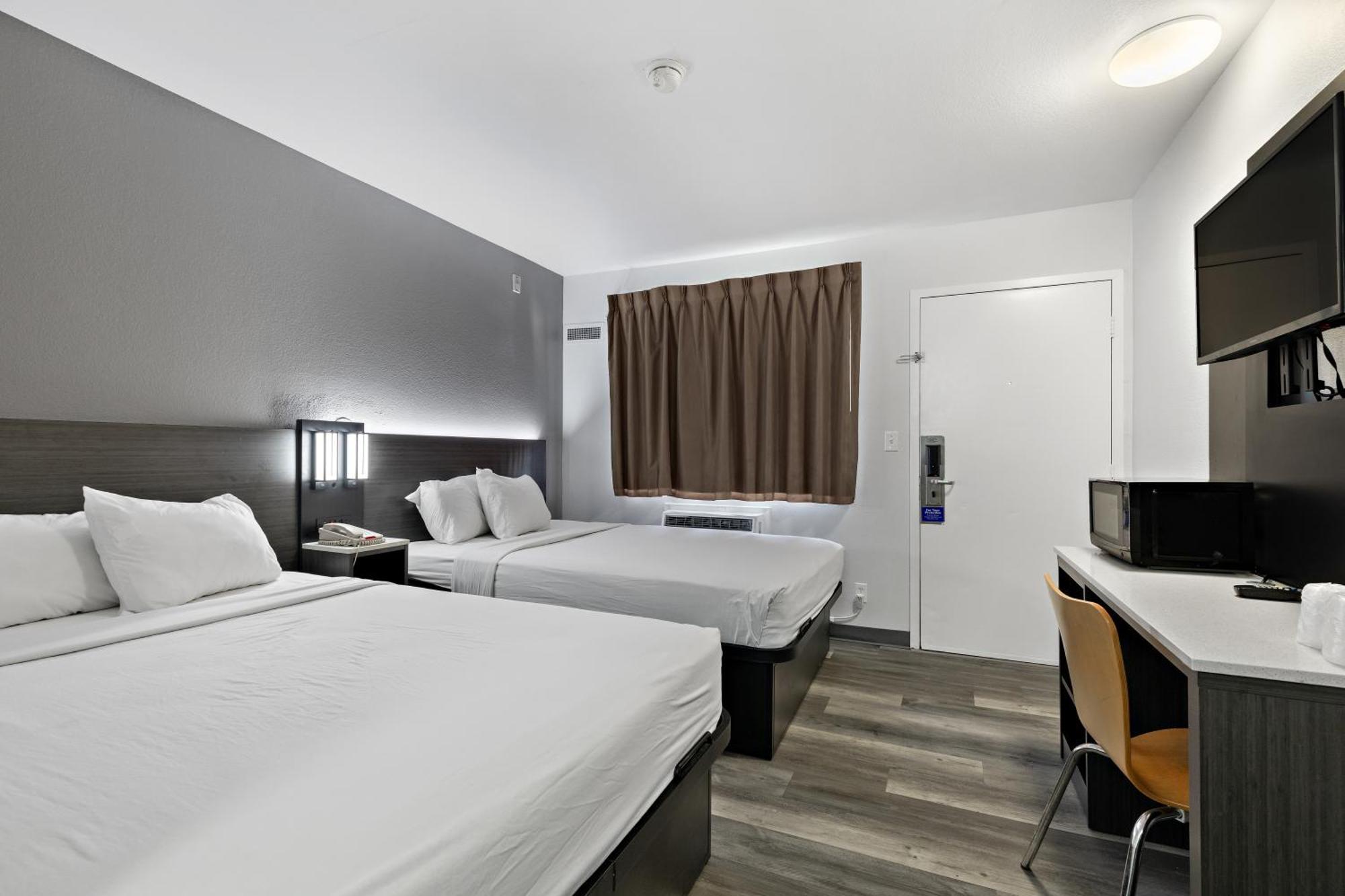 Double Room with Two Beds and Mini Fridge