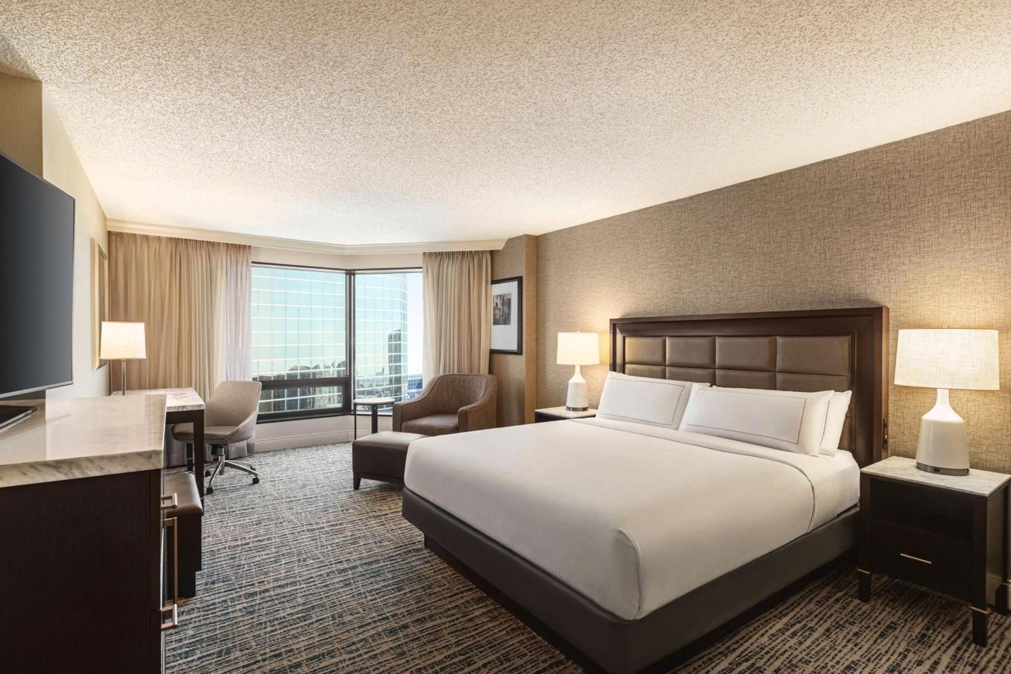 King Room,1657161968:JPEG