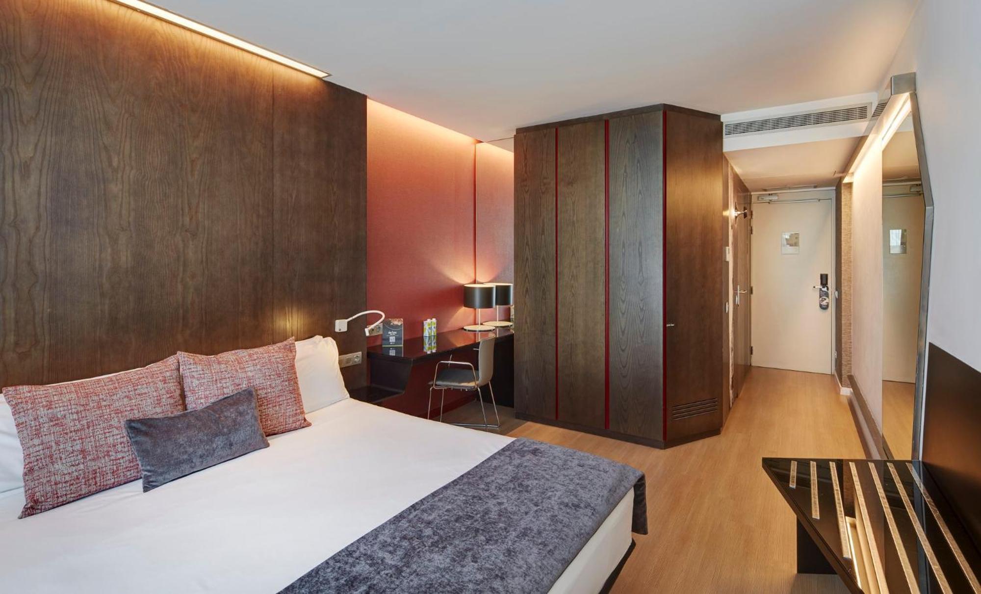 Double Room,1658754016:JPEG