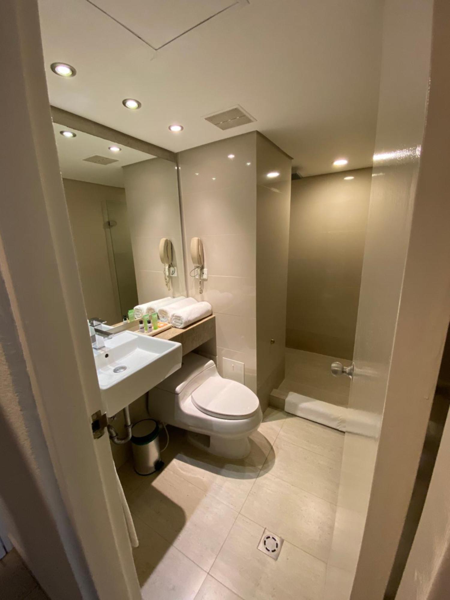 Standard Room,1681725527:JPEG