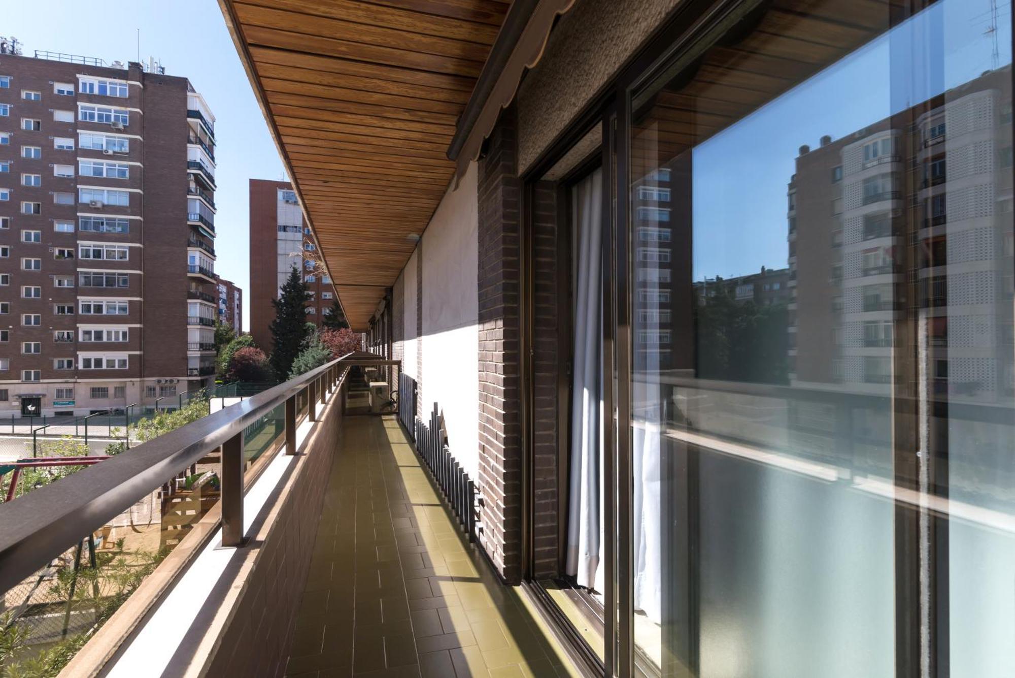 Suite Júnior com Varanda
