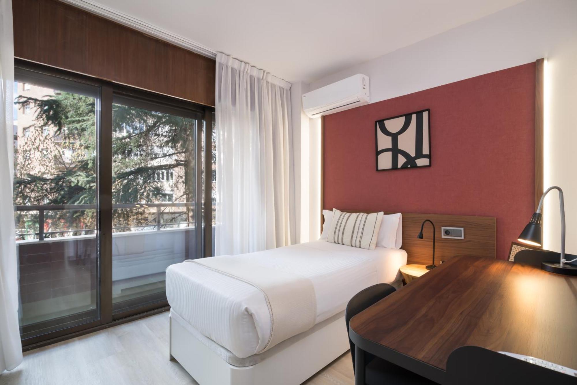 Quarto Individual com Varanda