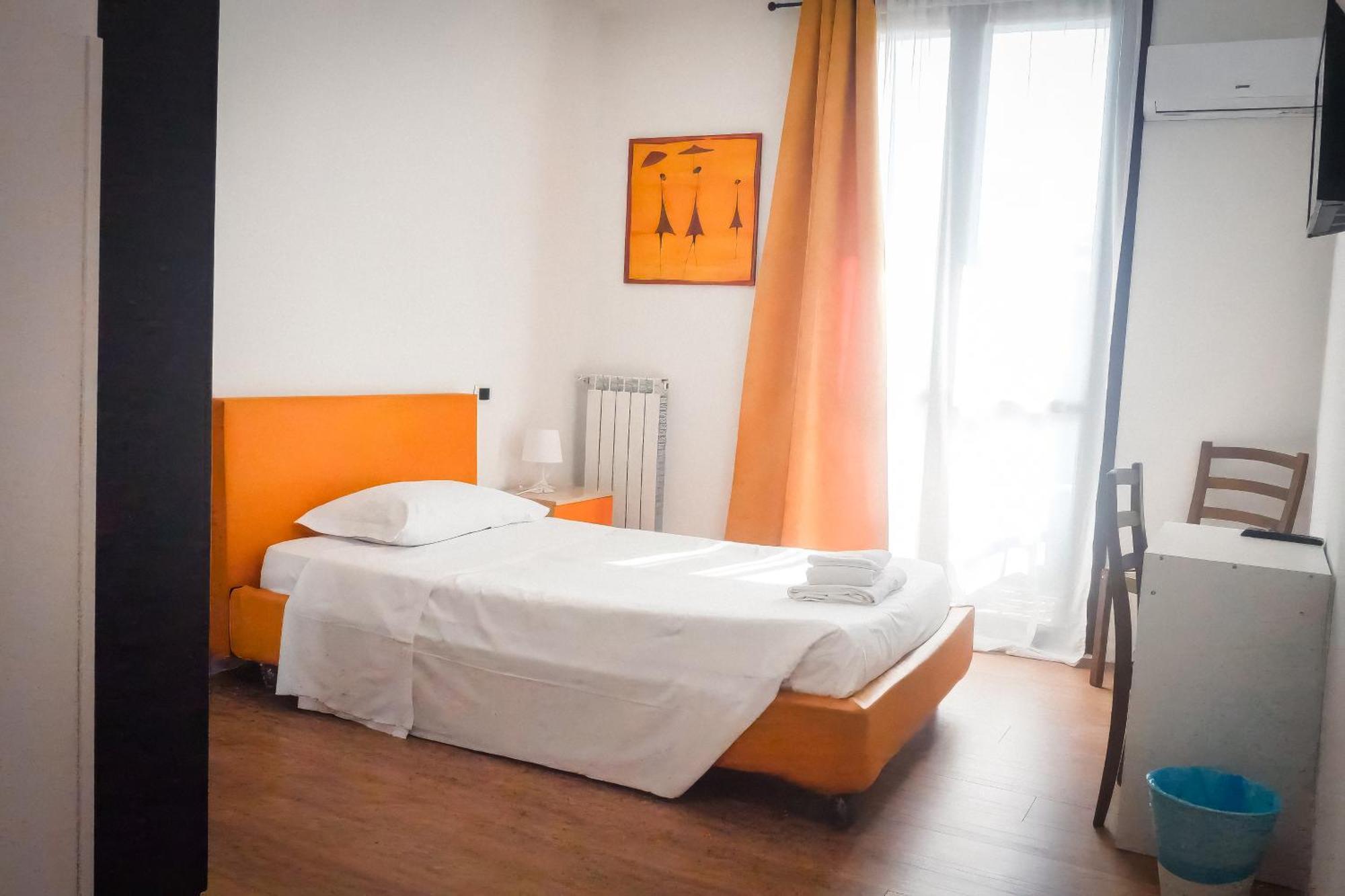 Deluxe Single Room Balcony,1661681544:JPEG