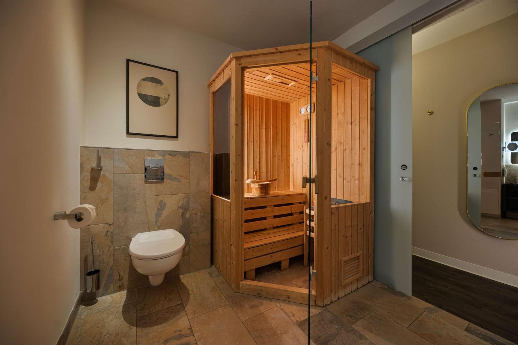 Superior Spa King Room with Harbour View,1662408968:JPEG
