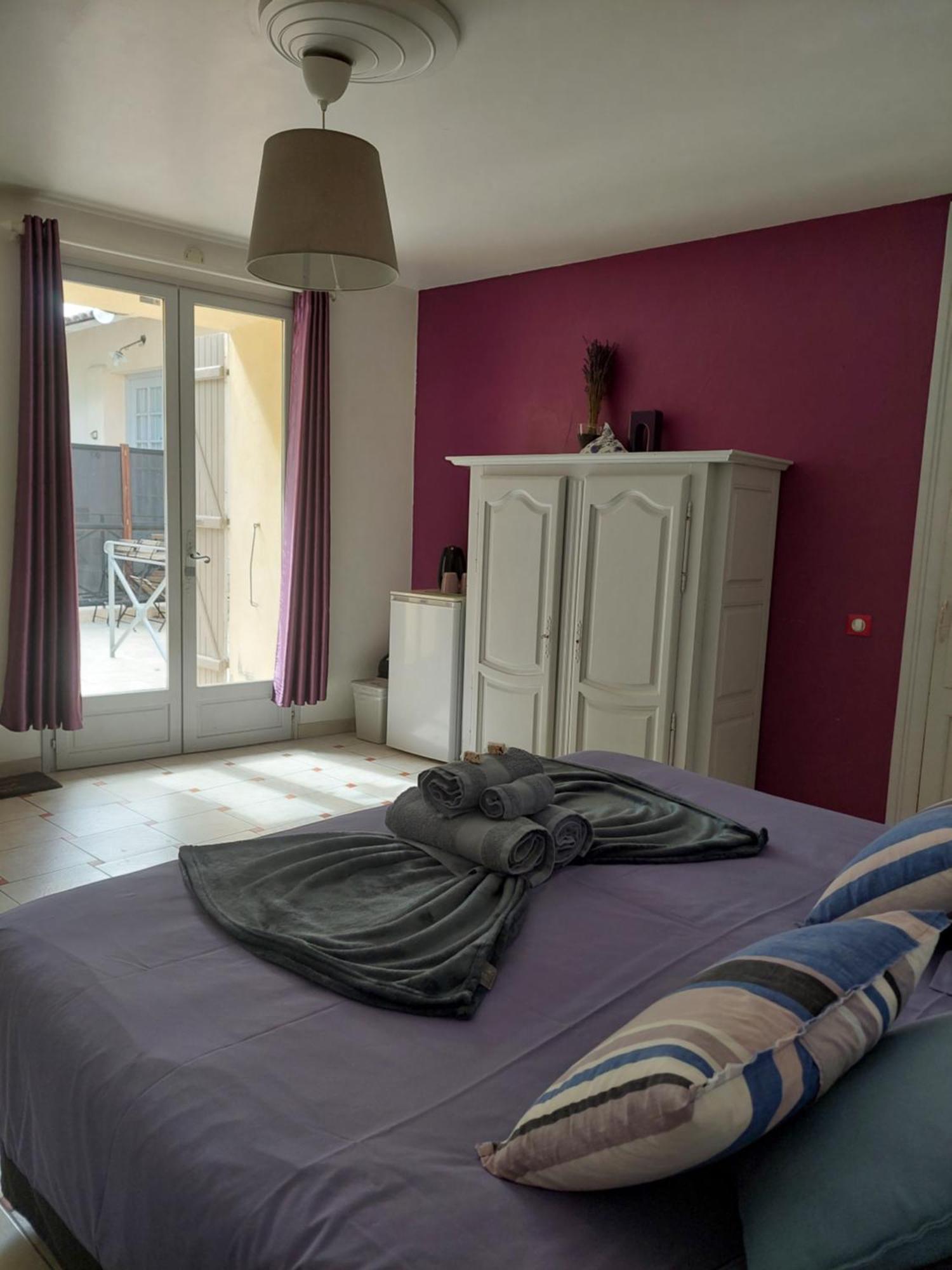 Chambre Double - Accessible aux Personnes à Mobilité Réduite