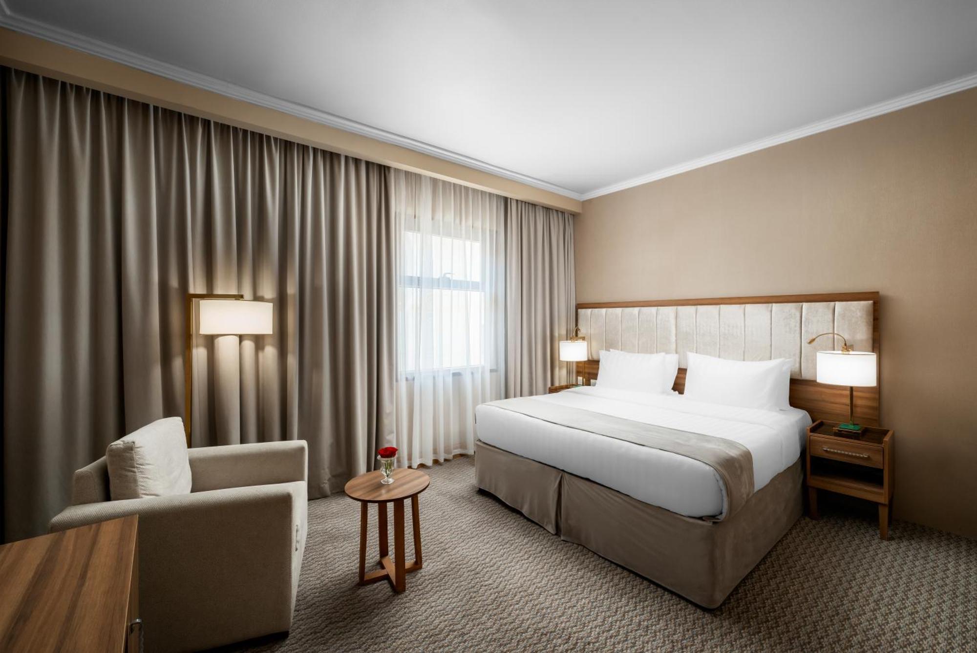 Deluxe Kamer met Kingsize Bed en Uitzicht op de Stad