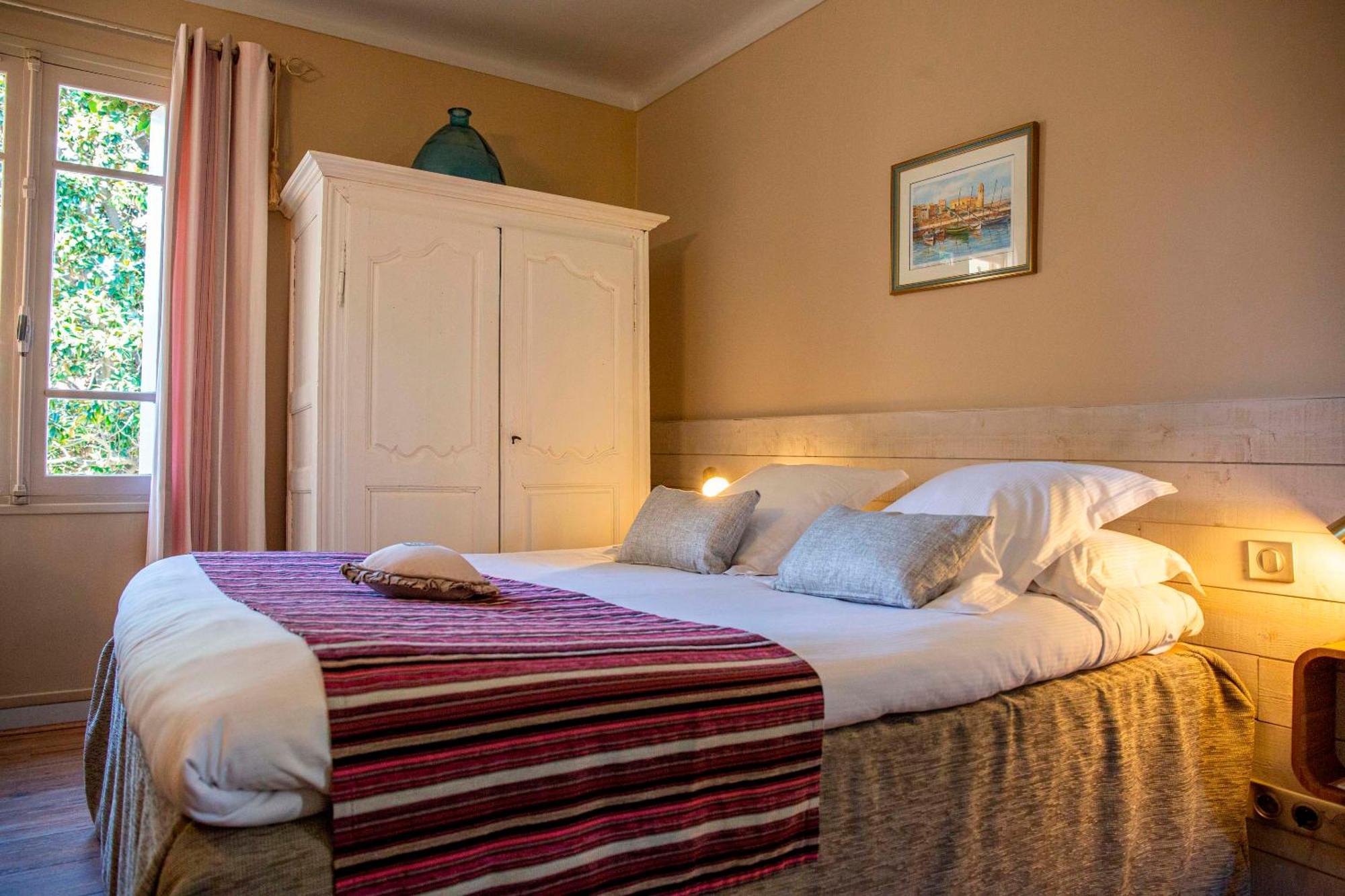 Classic Room,1742575866:JPEG
