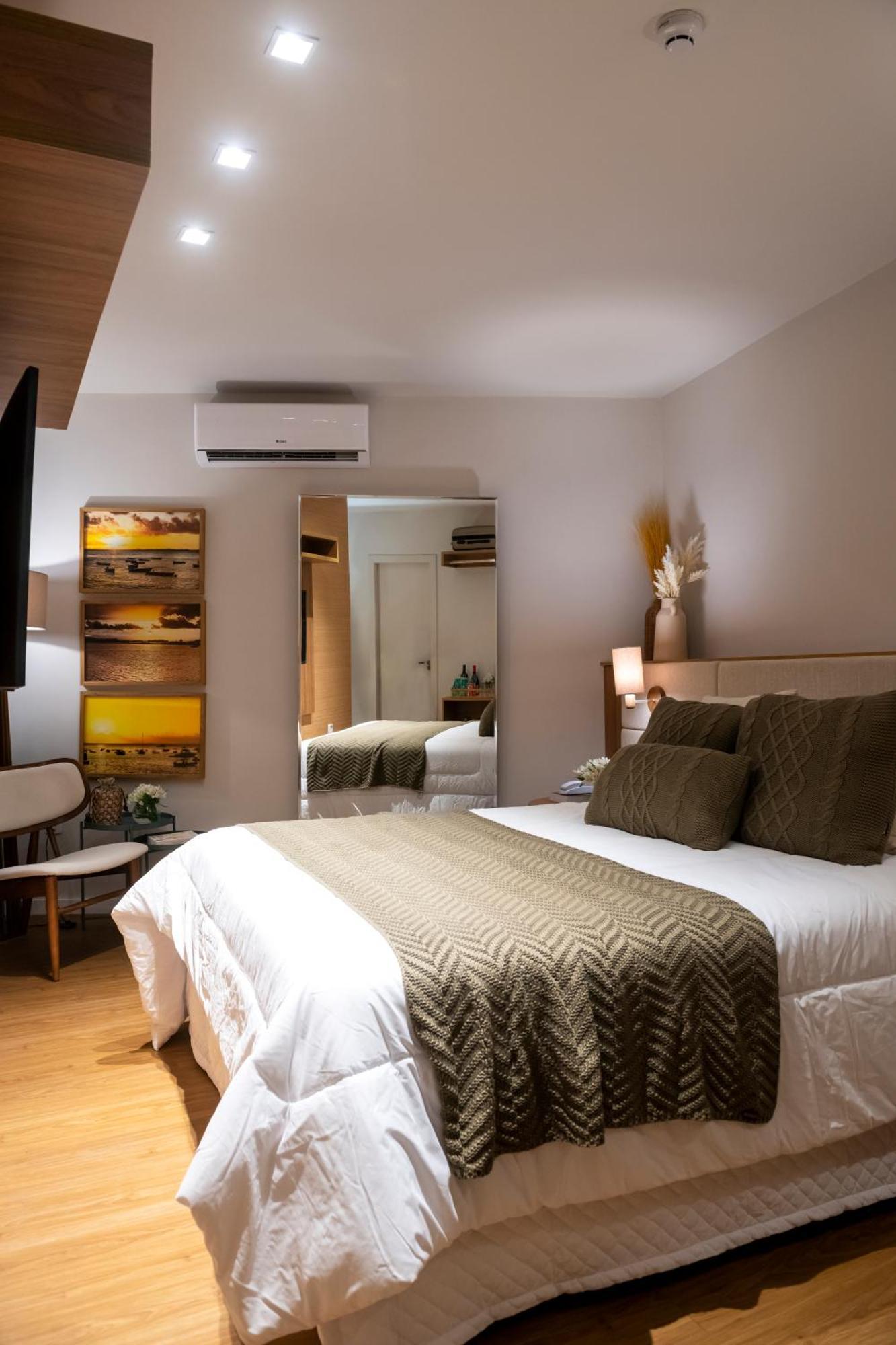 Quarto Queen Superior