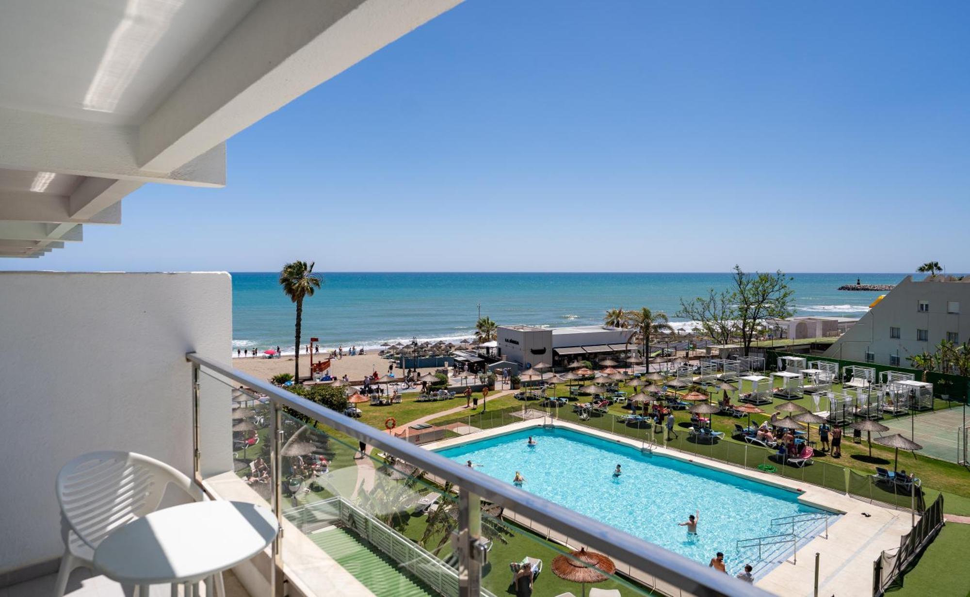 Triple Room Pool View,1670700024:JPEG