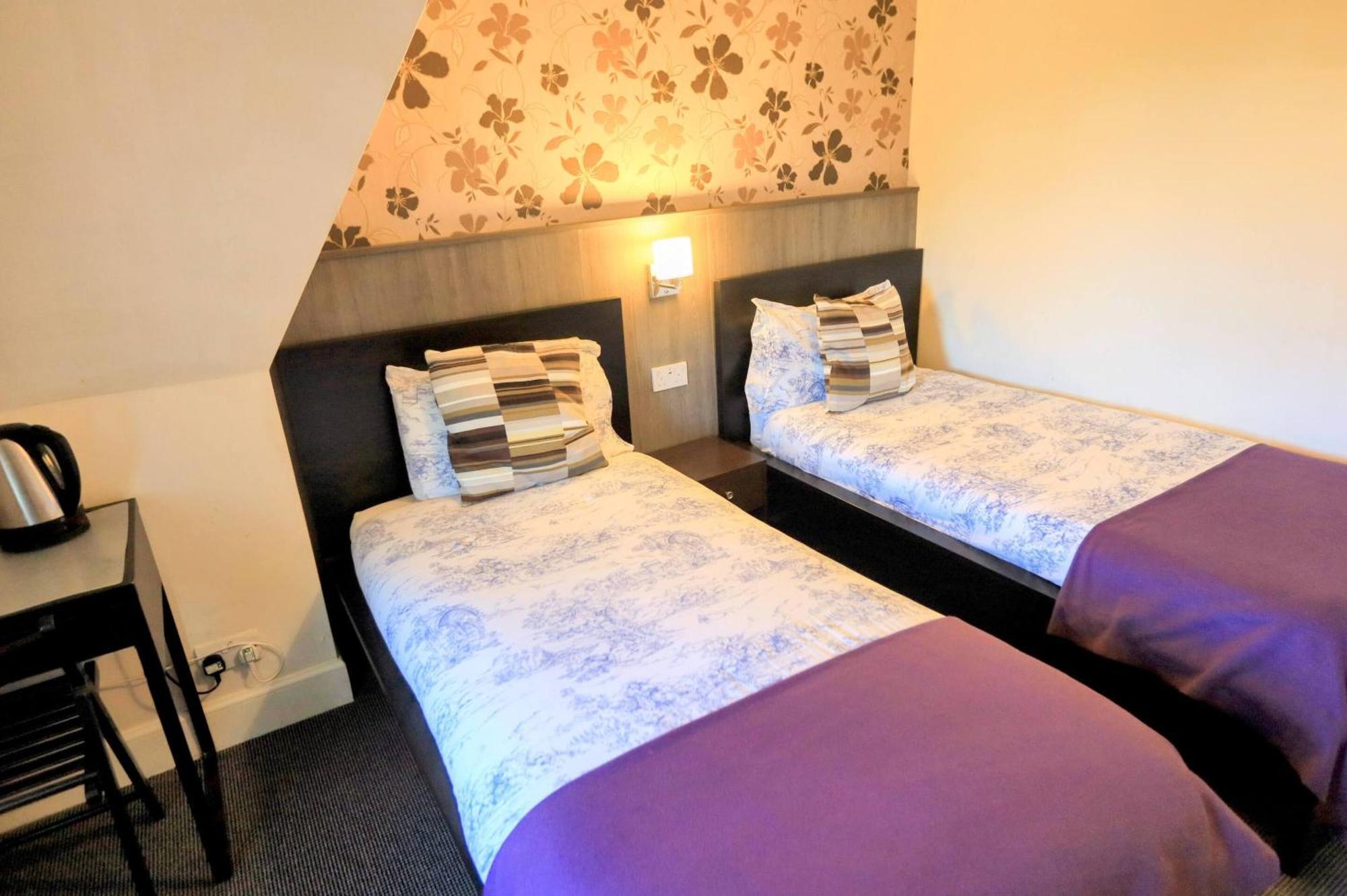 Budget Tweepersoonskamer met 2 Aparte Bedden