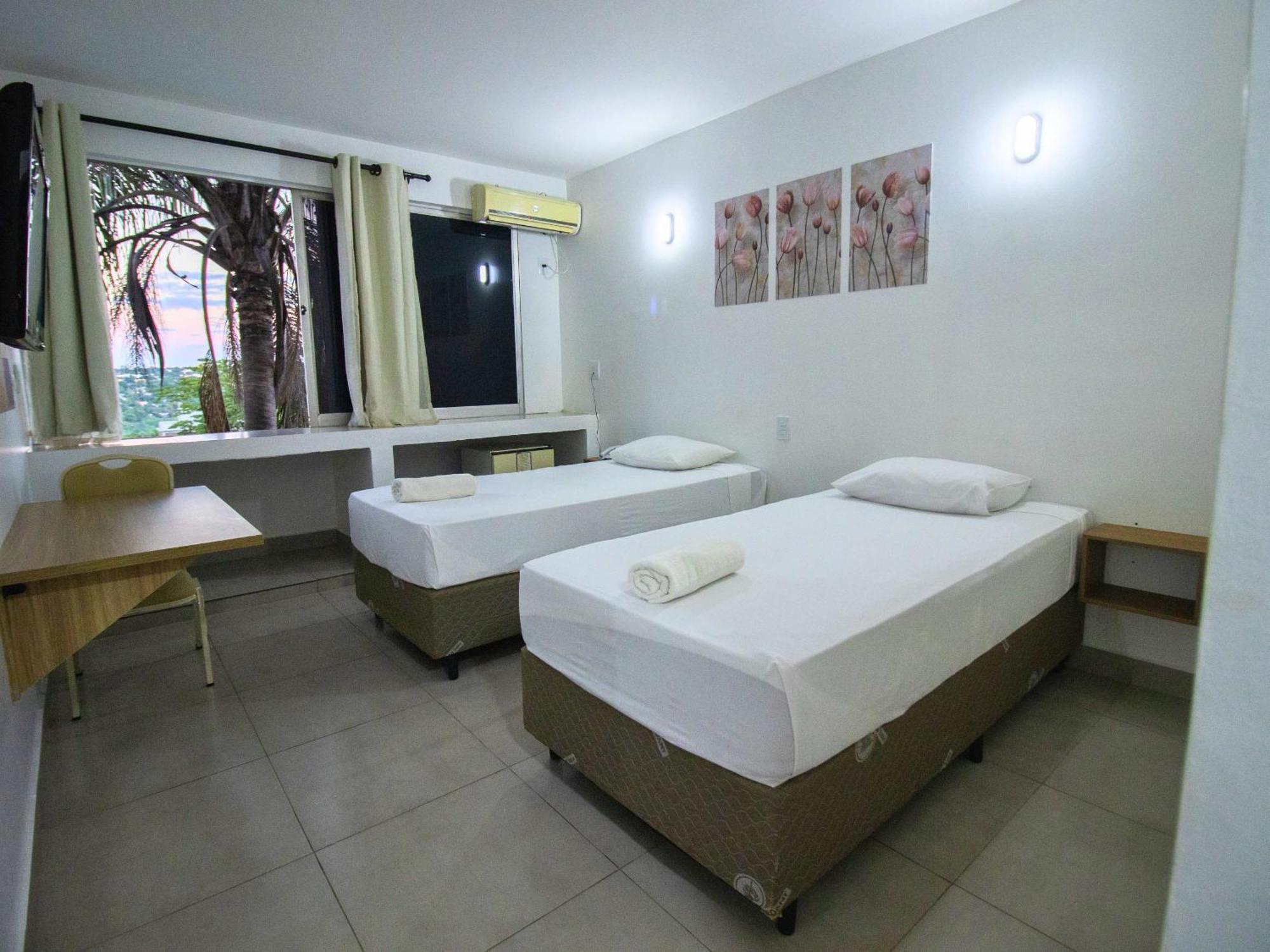 Quarto Standard com 2 Camas de Solteiro