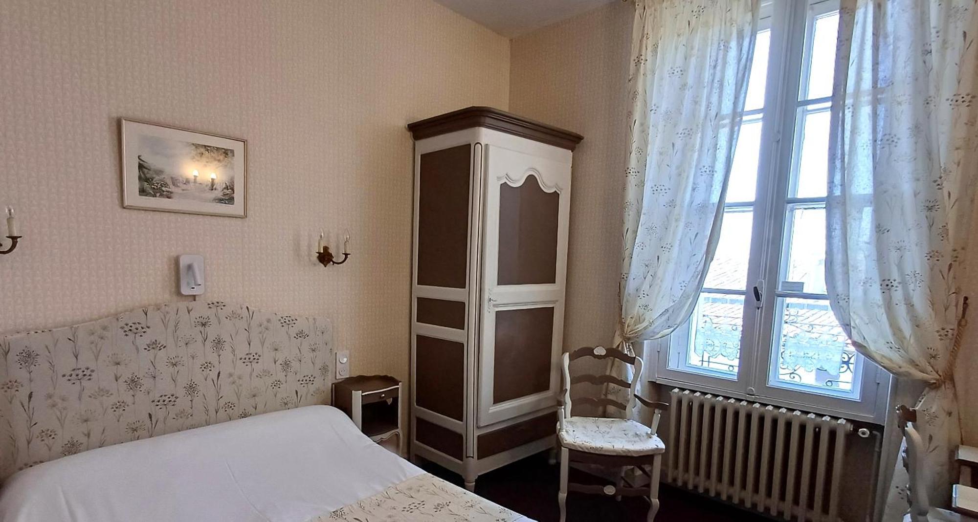 Vierbettzimmer (2 Zimmer)