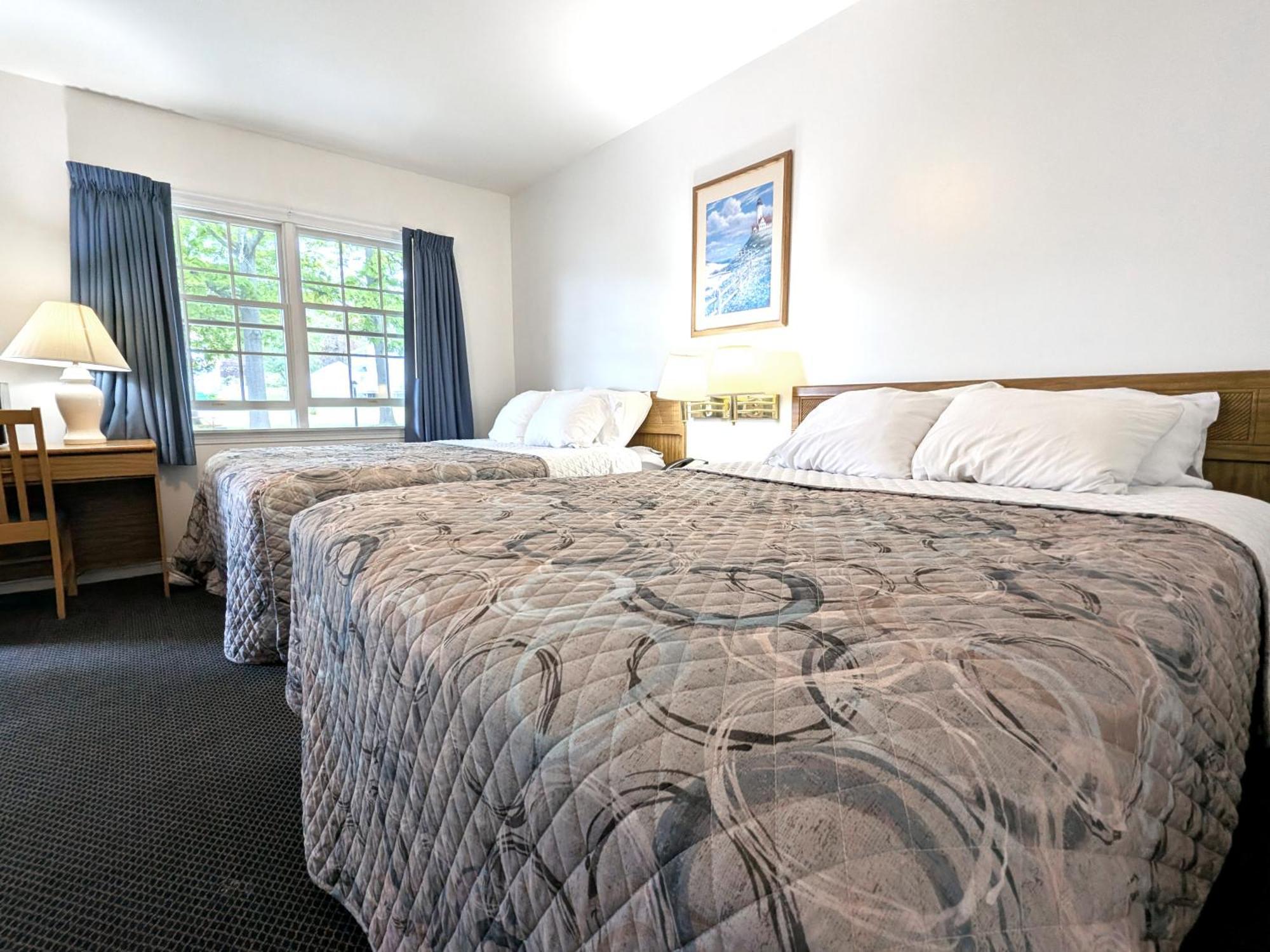 Queen Room with Two Queen Beds