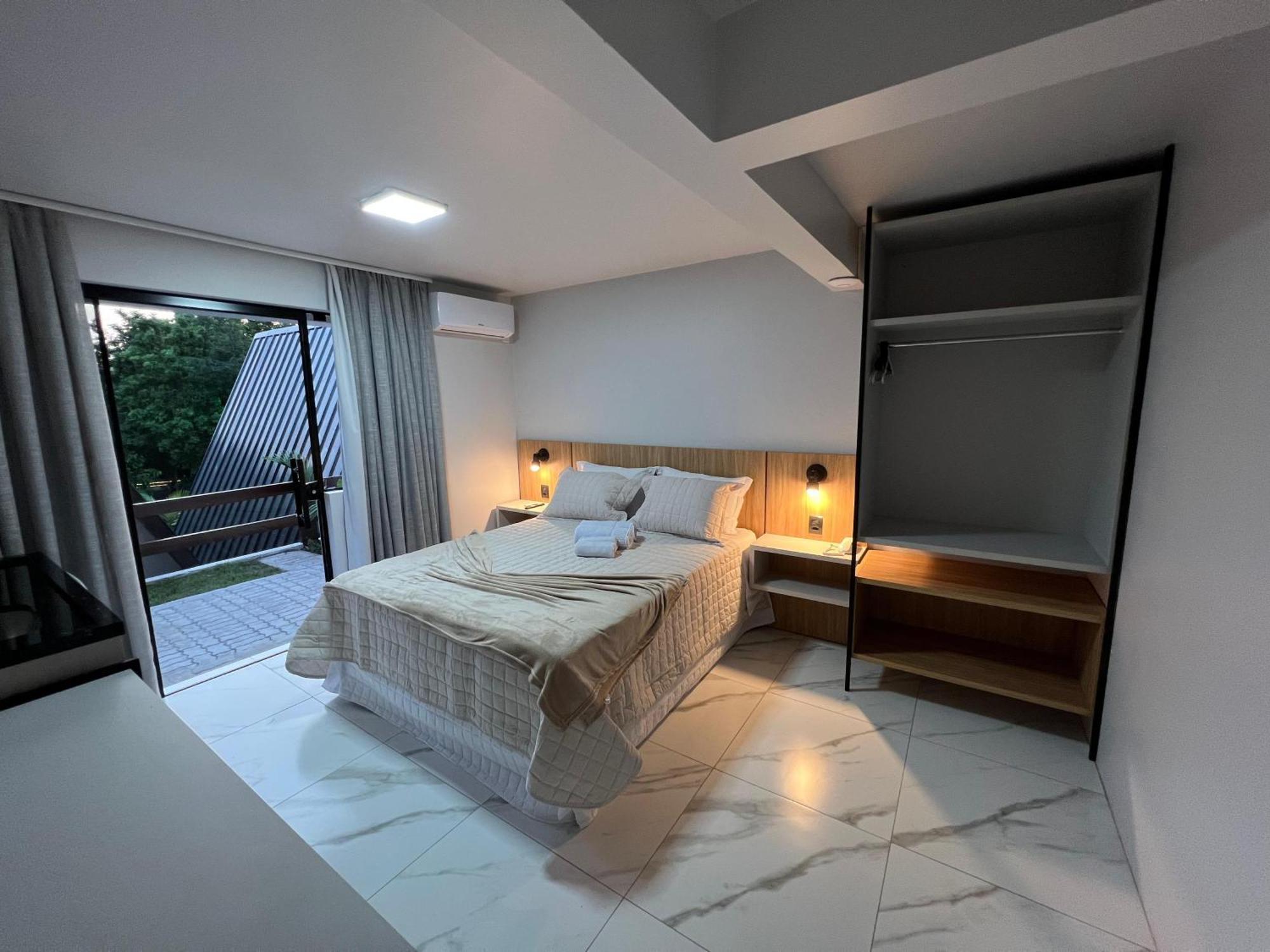 Quarto Duplo Standard
