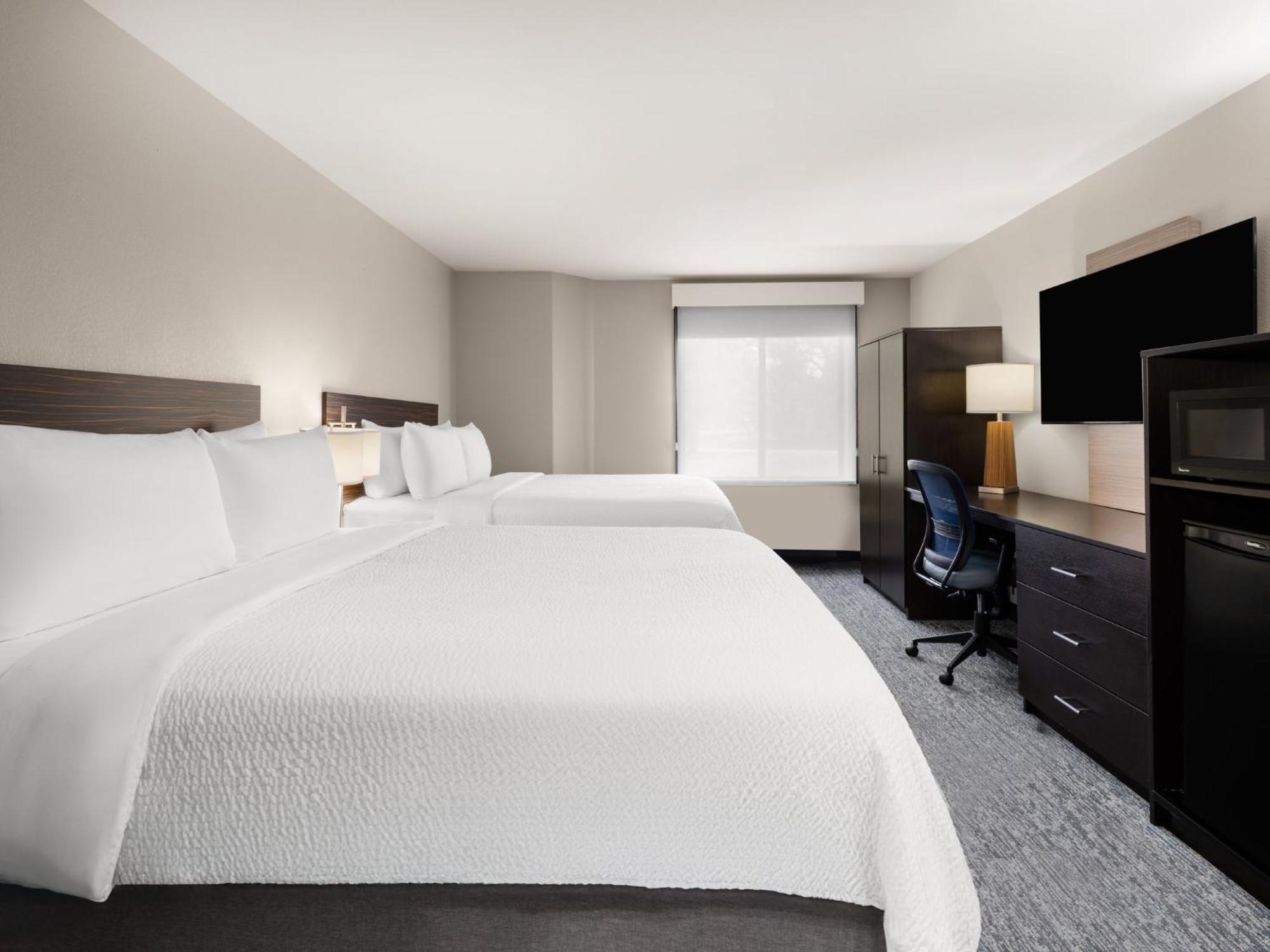 Standard Room with Two Queen Beds