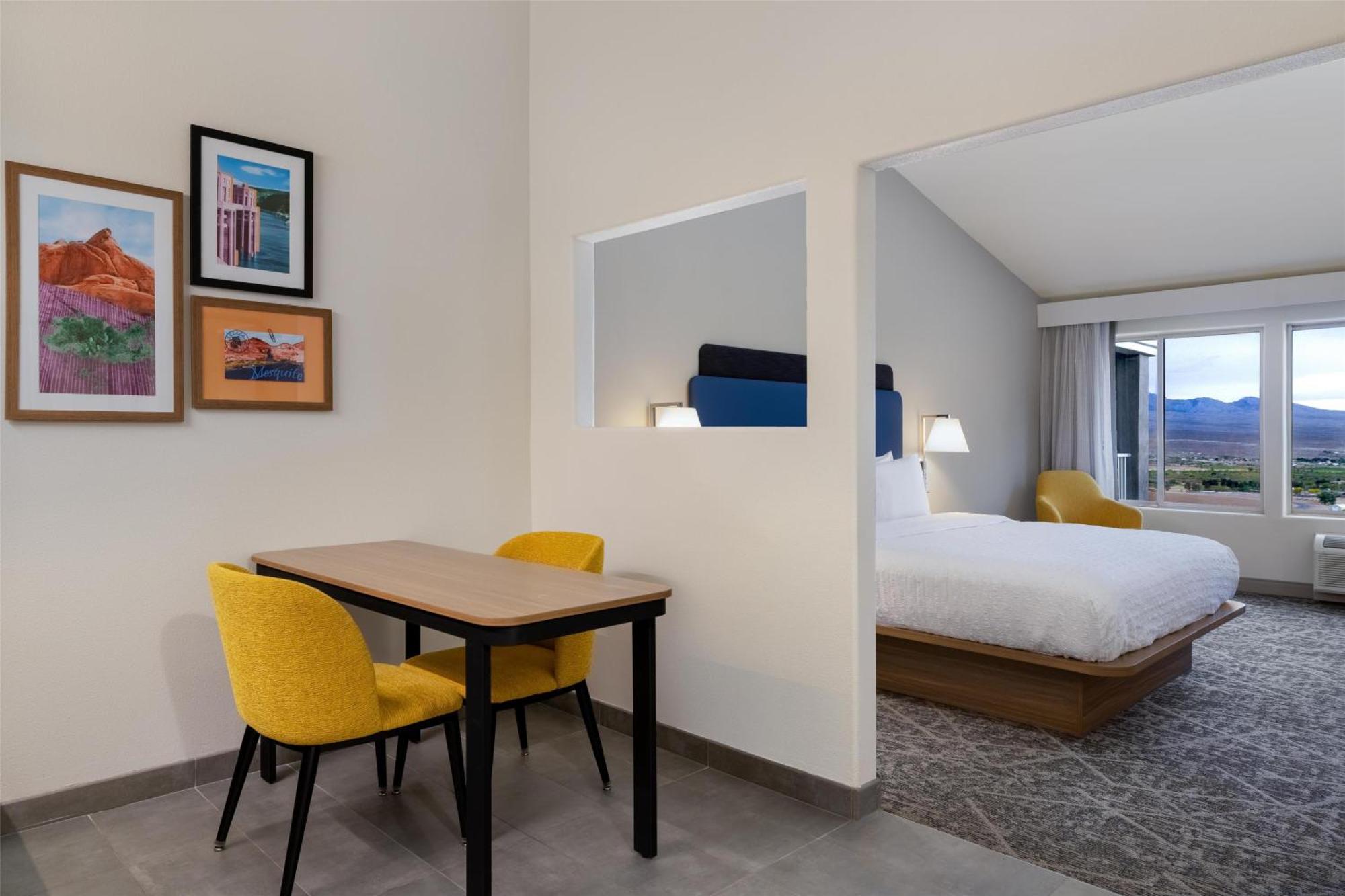 King Studio with Balcony and Roll-in Shower - Disability Access